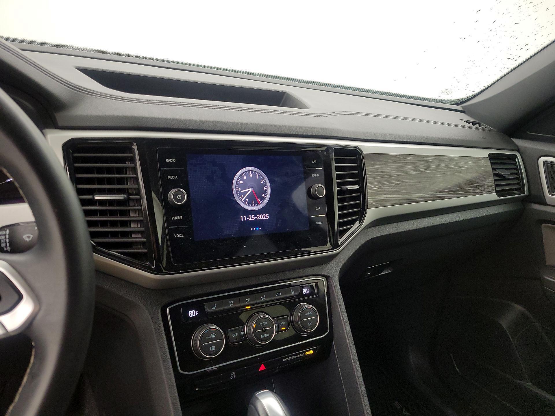 Thumbnail: 2023 Volkswagen Atlas - 14