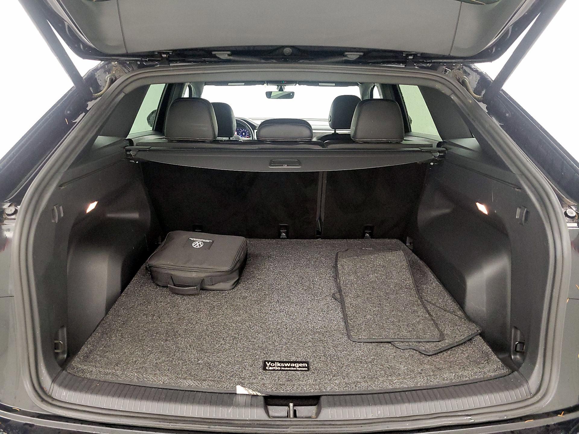 Thumbnail: 2023 Volkswagen Atlas - 18