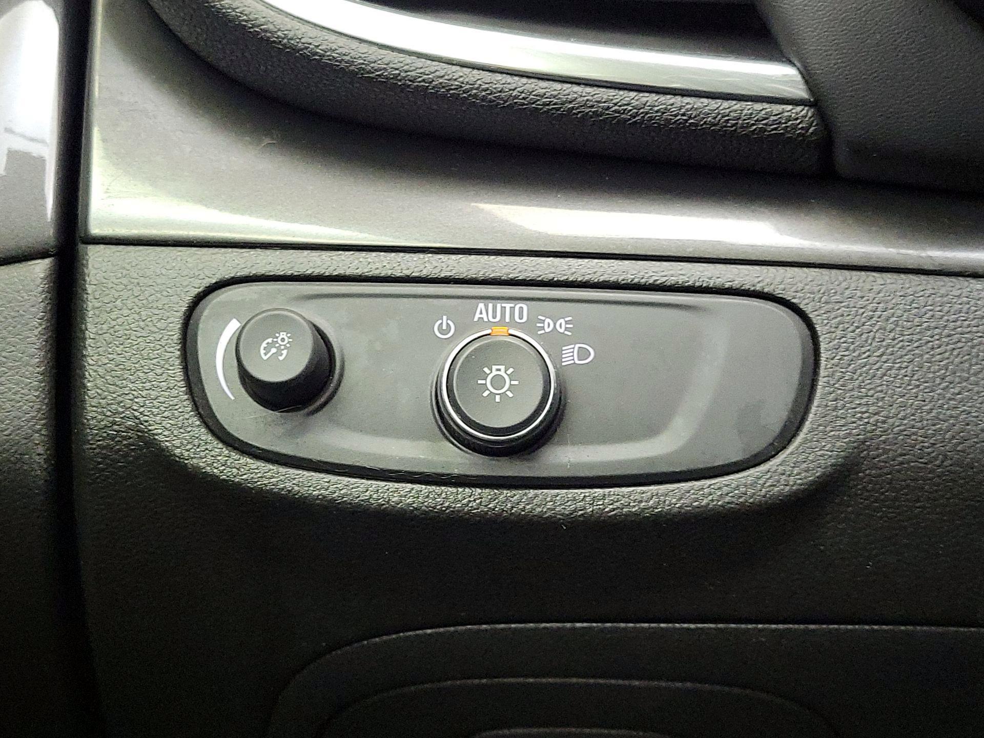 Thumbnail: 2018 Buick Encore - 13