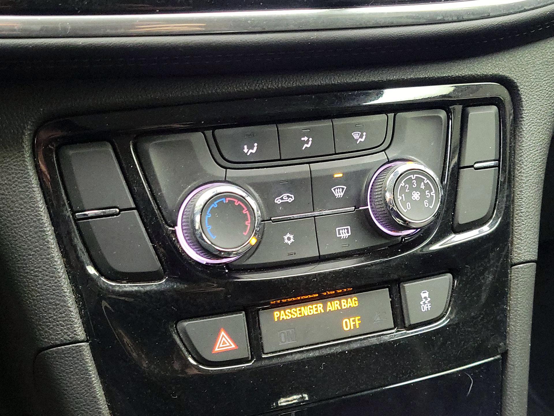 Thumbnail: 2018 Buick Encore - 16