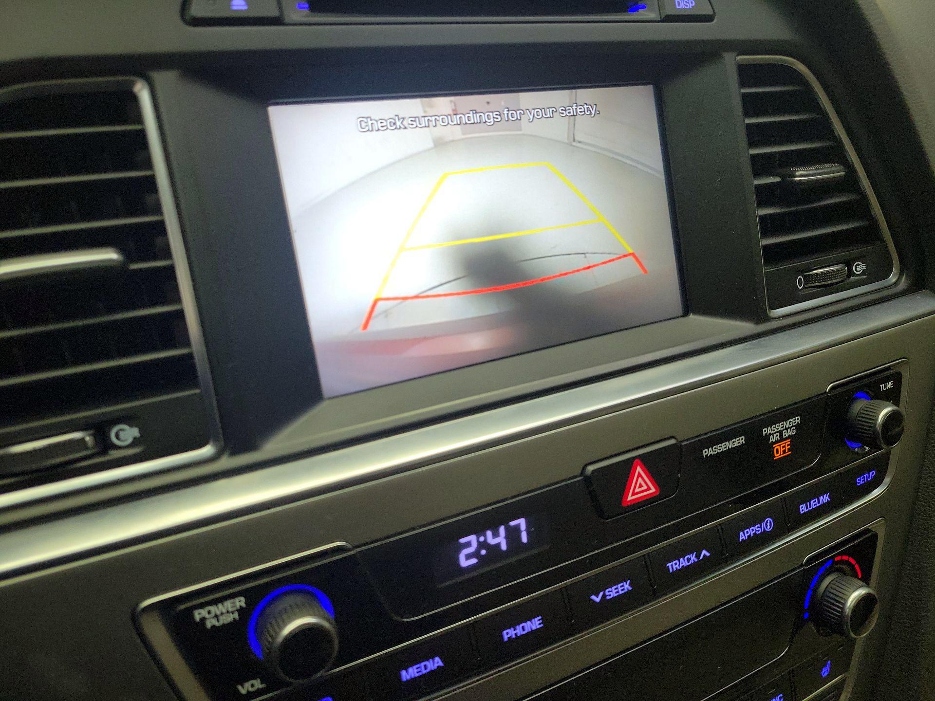 Thumbnail: 2016 Hyundai Sonata - 14