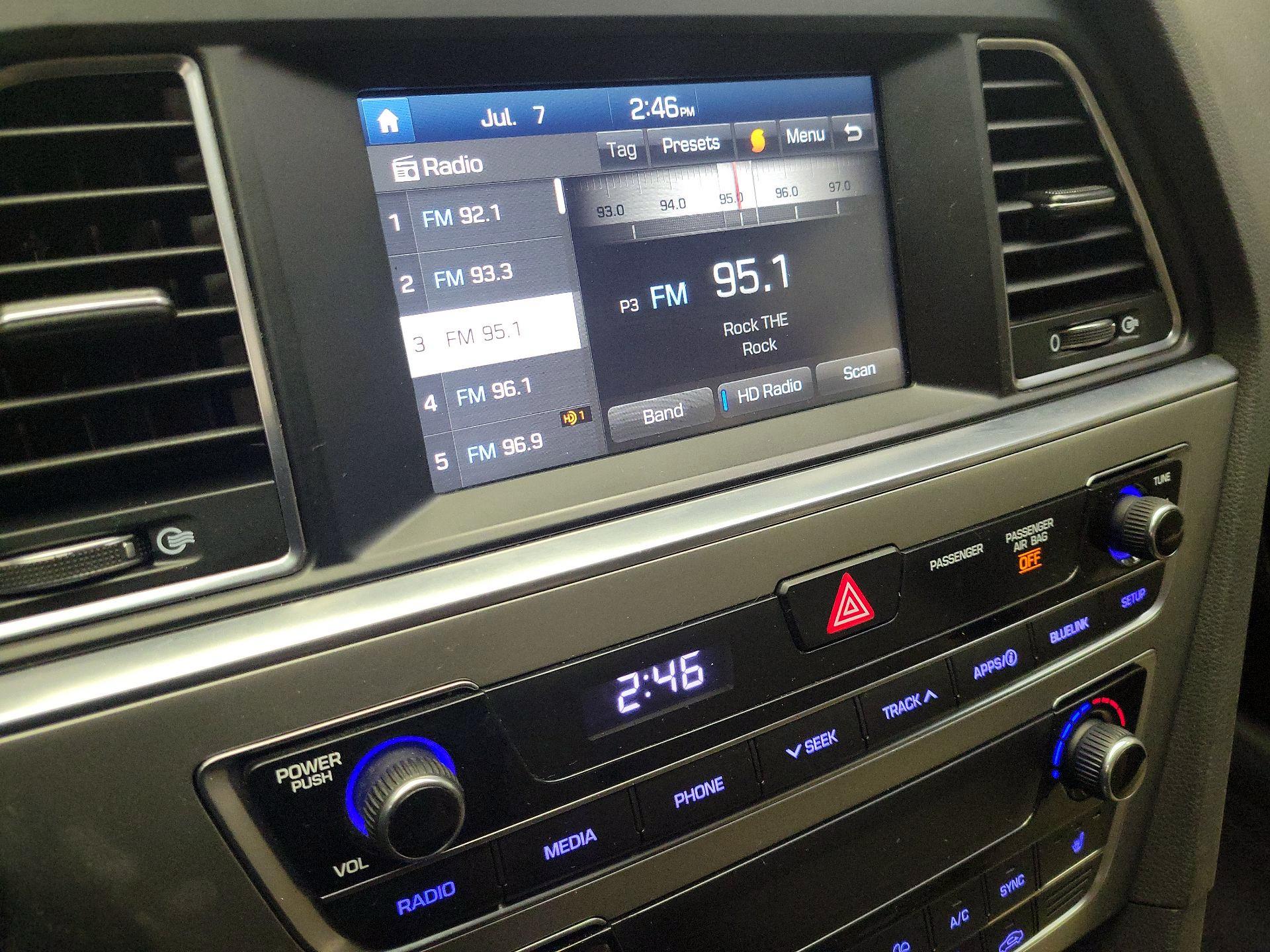 Thumbnail: 2016 Hyundai Sonata - 15