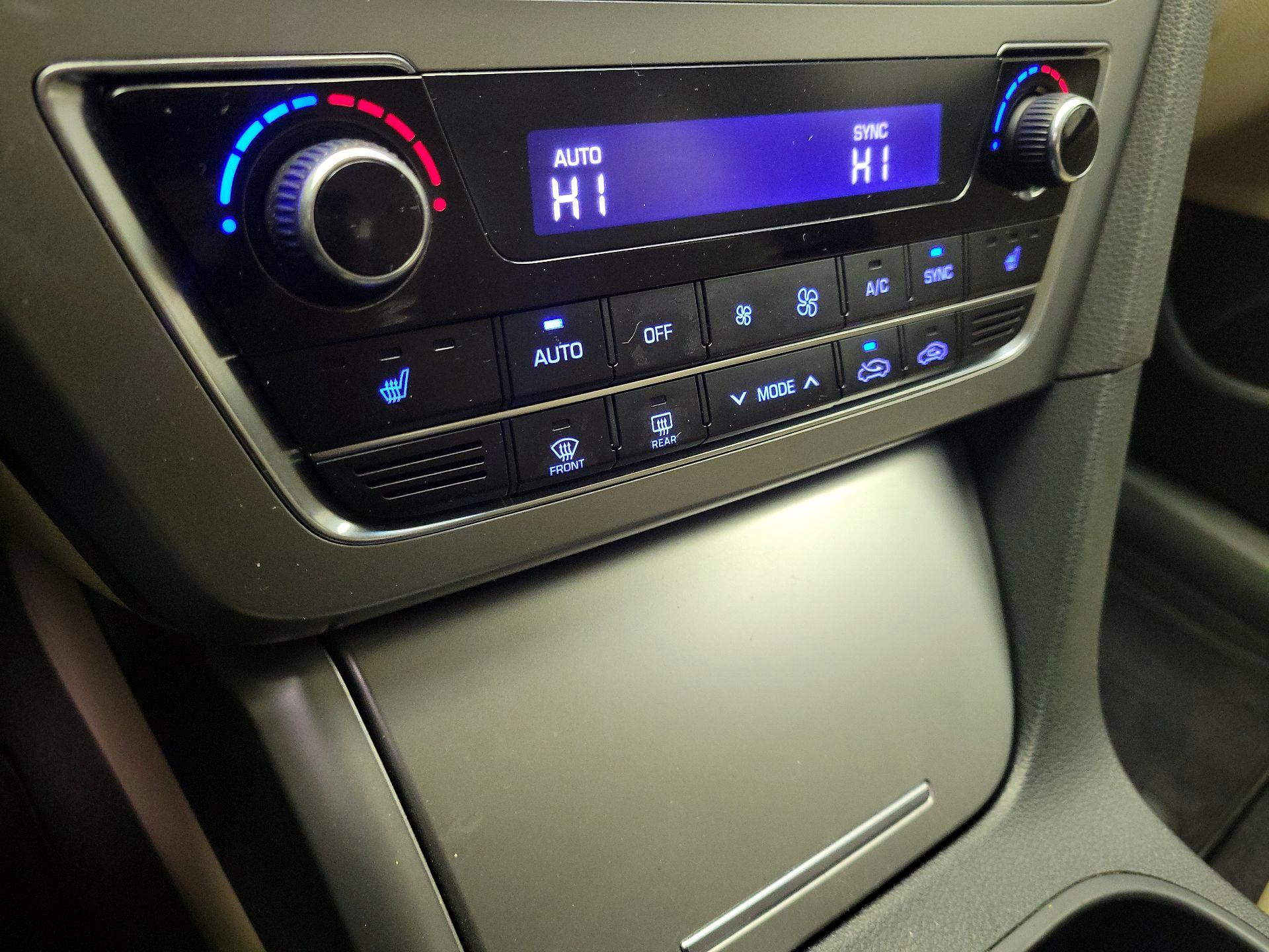 Thumbnail: 2016 Hyundai Sonata - 16