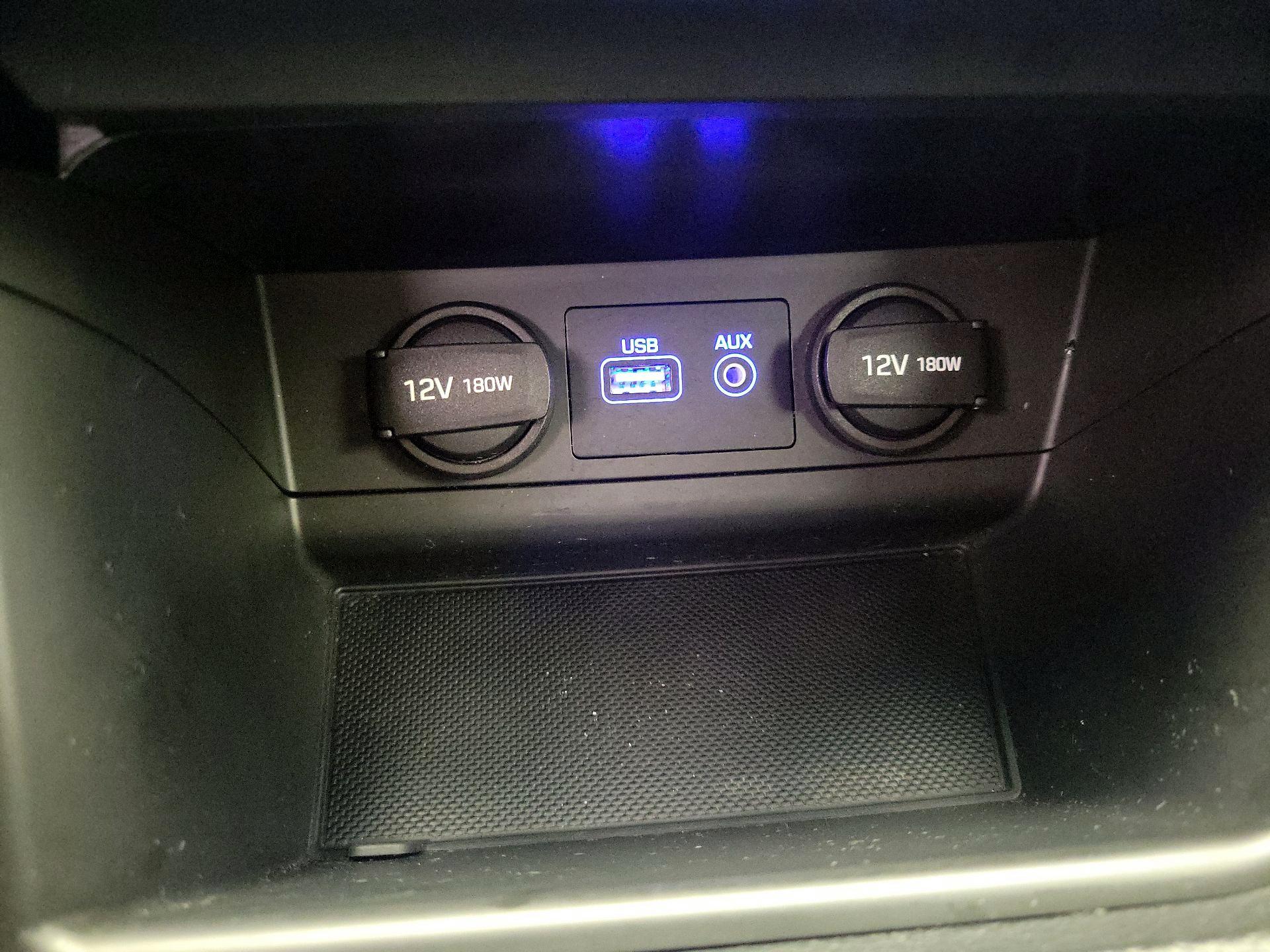 Thumbnail: 2016 Hyundai Sonata - 18