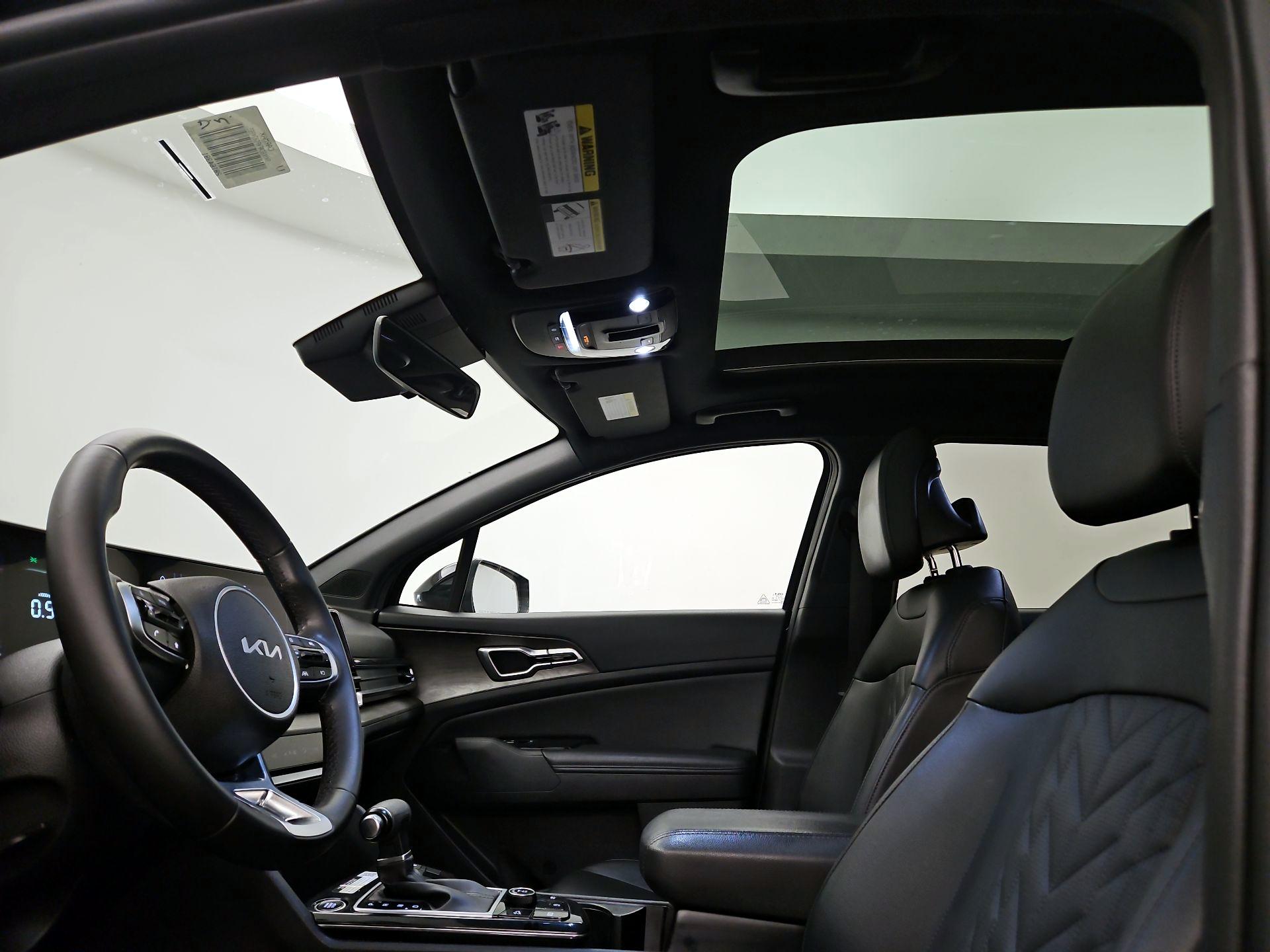 Thumbnail: 2023 Kia Sportage - 20