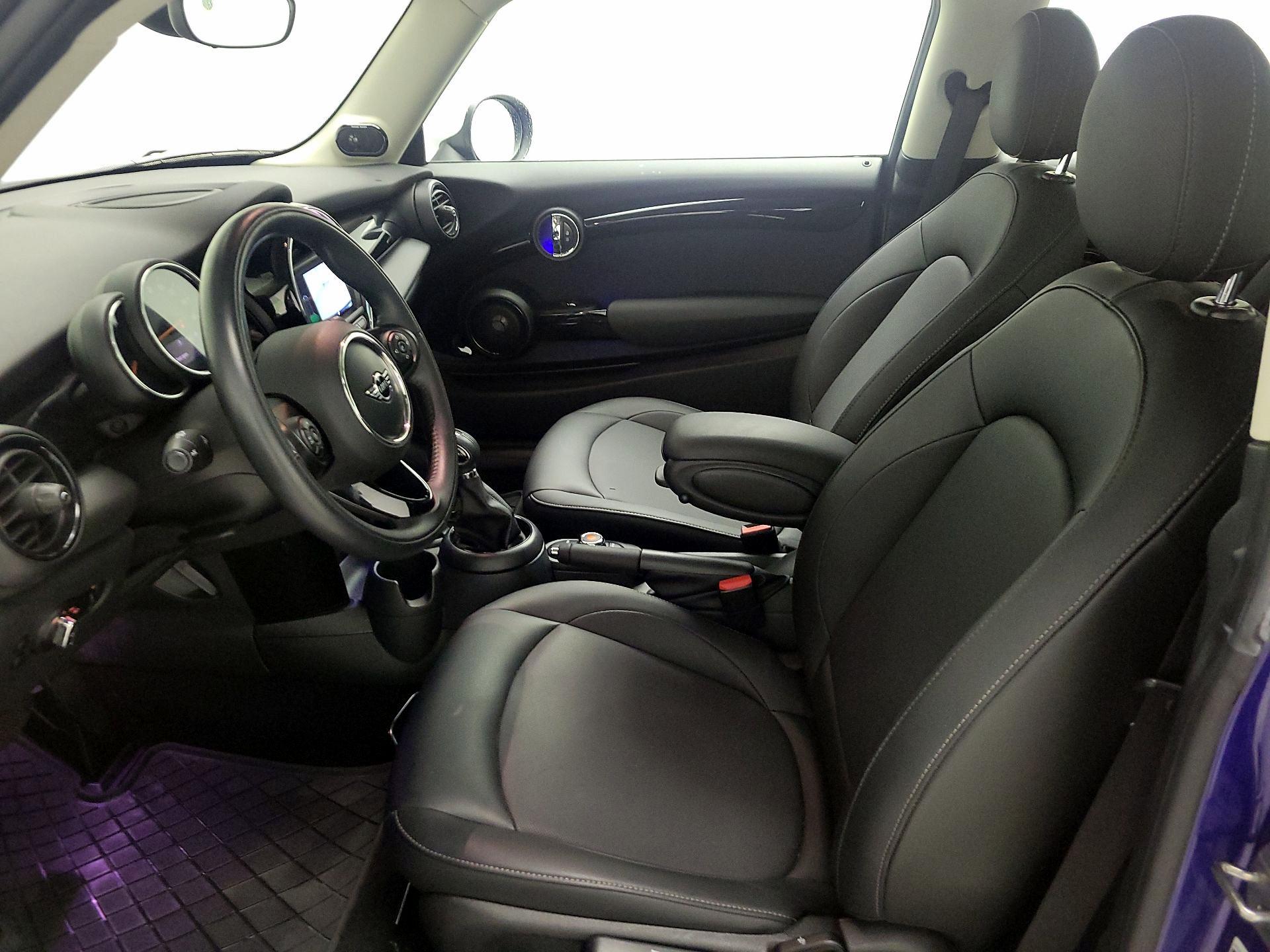 Thumbnail: 2019 MINI Cooper Hardtop - 11