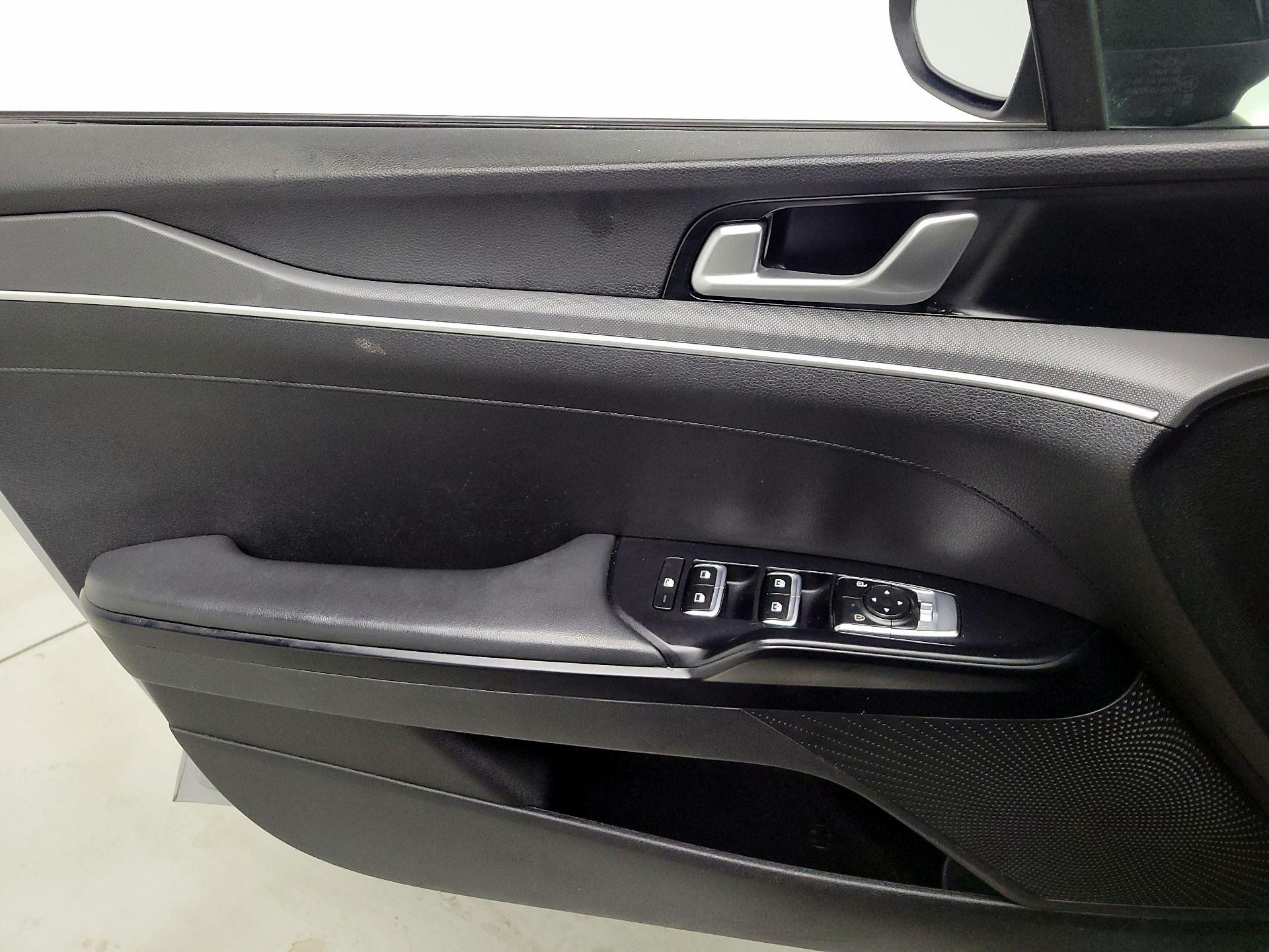 Thumbnail: 2022 Kia K5 - 12