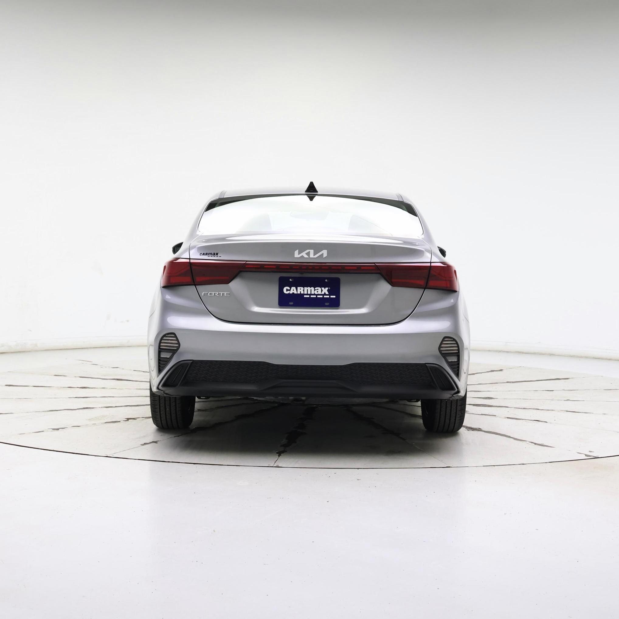 Thumbnail: 2023 Kia Forte - 6