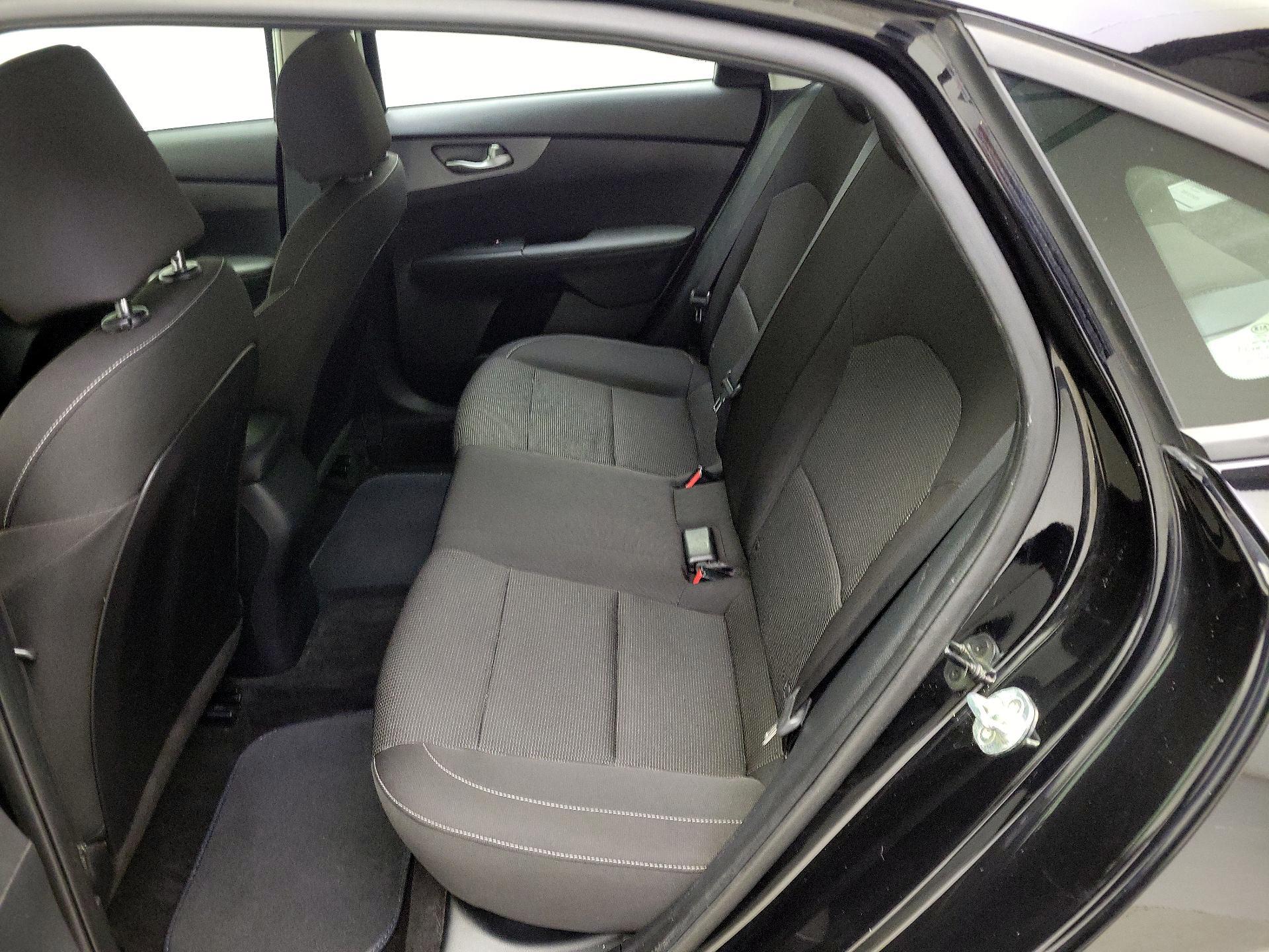 Thumbnail: 2020 Kia Forte - 19