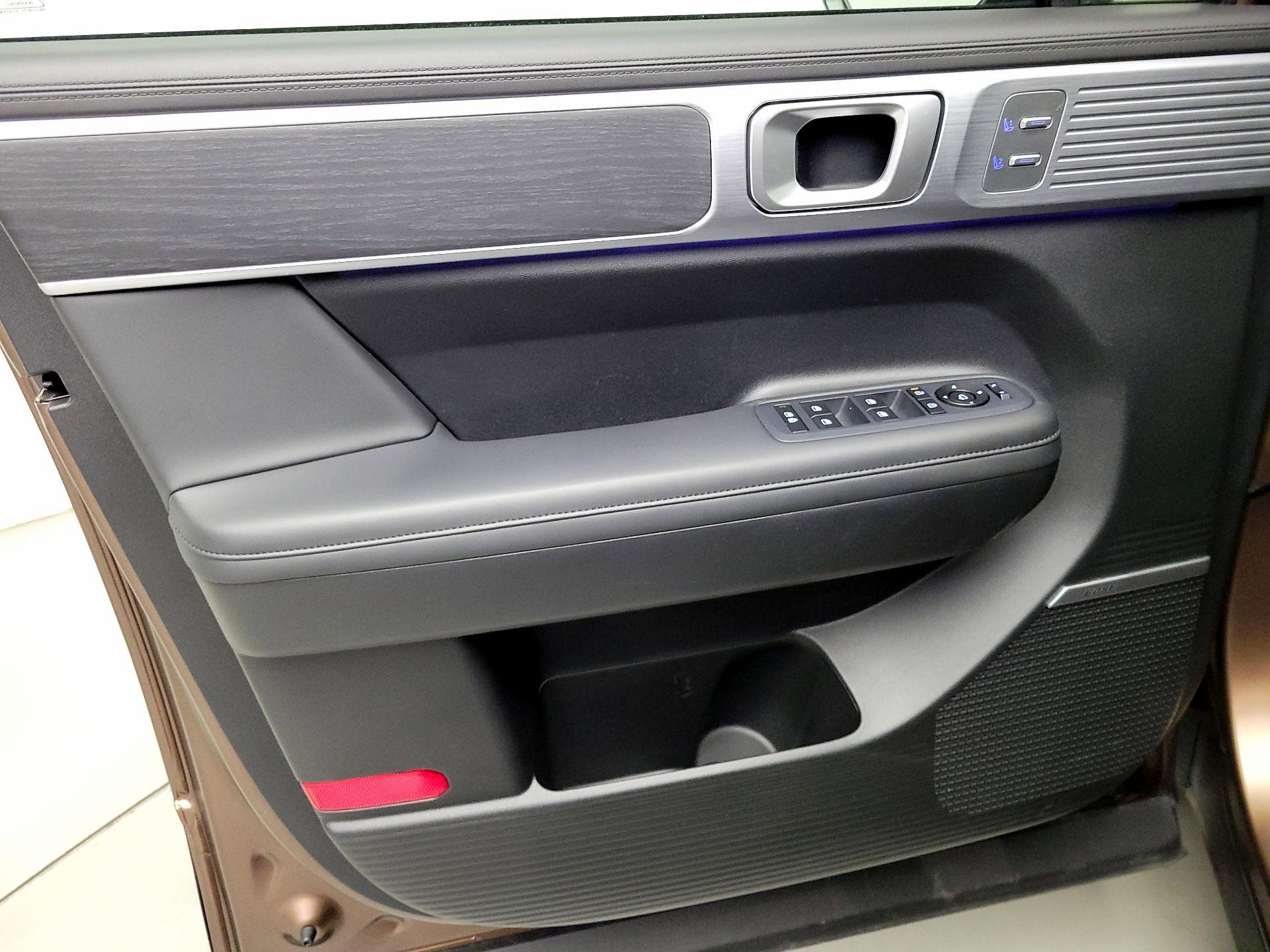 Thumbnail: 2024 Hyundai Santa Fe - 12