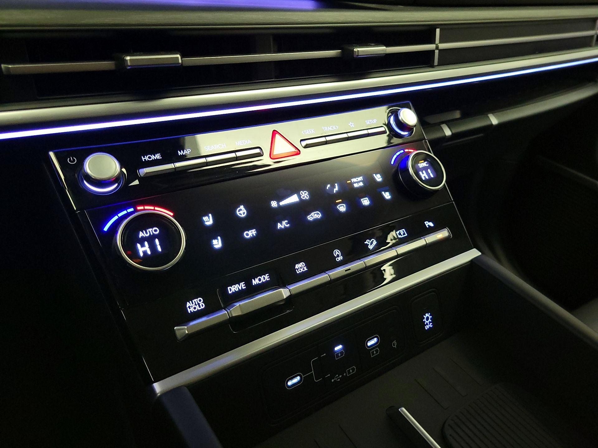 Thumbnail: 2024 Hyundai Santa Fe - 17