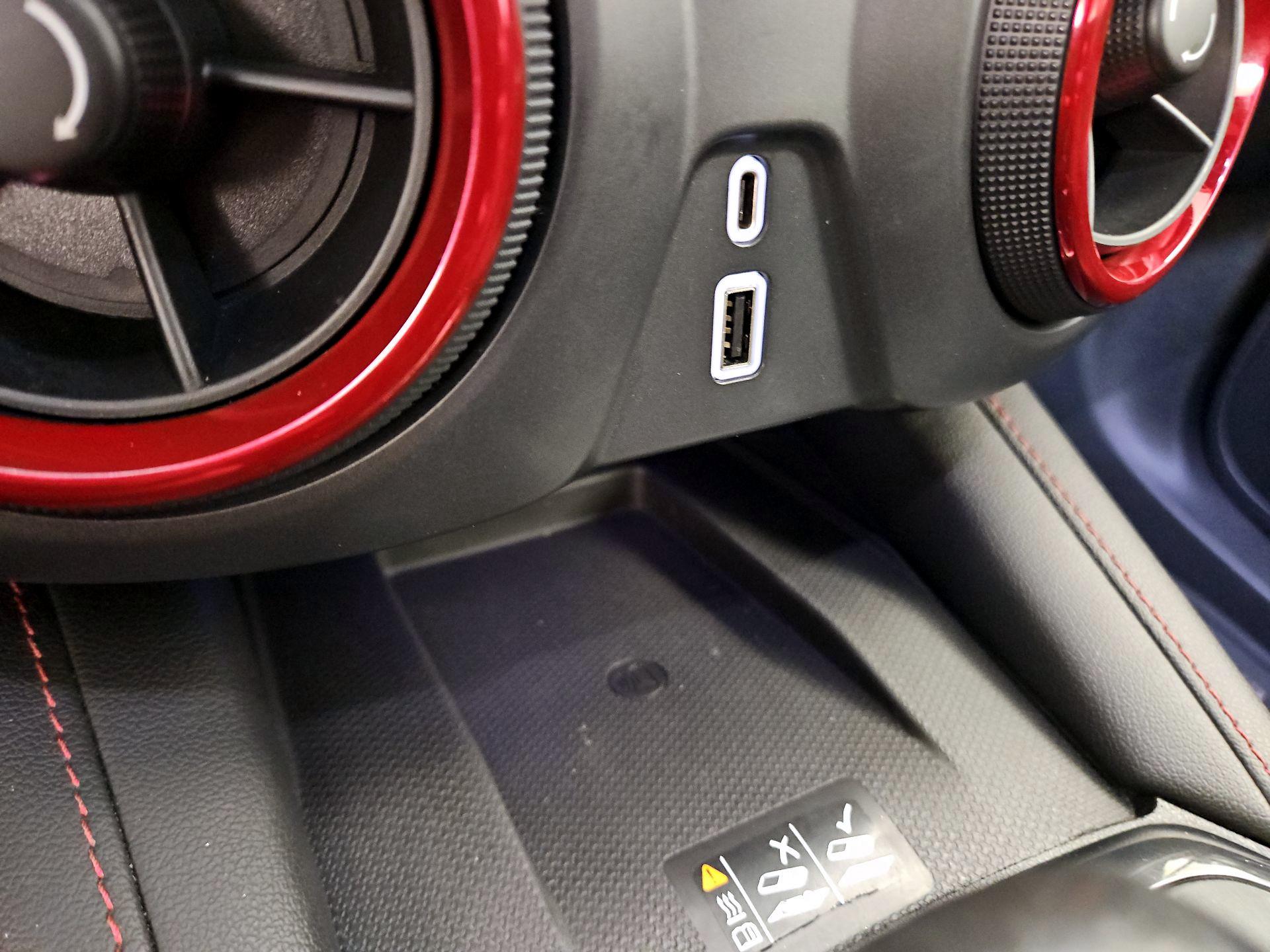 Thumbnail: 2021 Chevrolet Blazer - 19