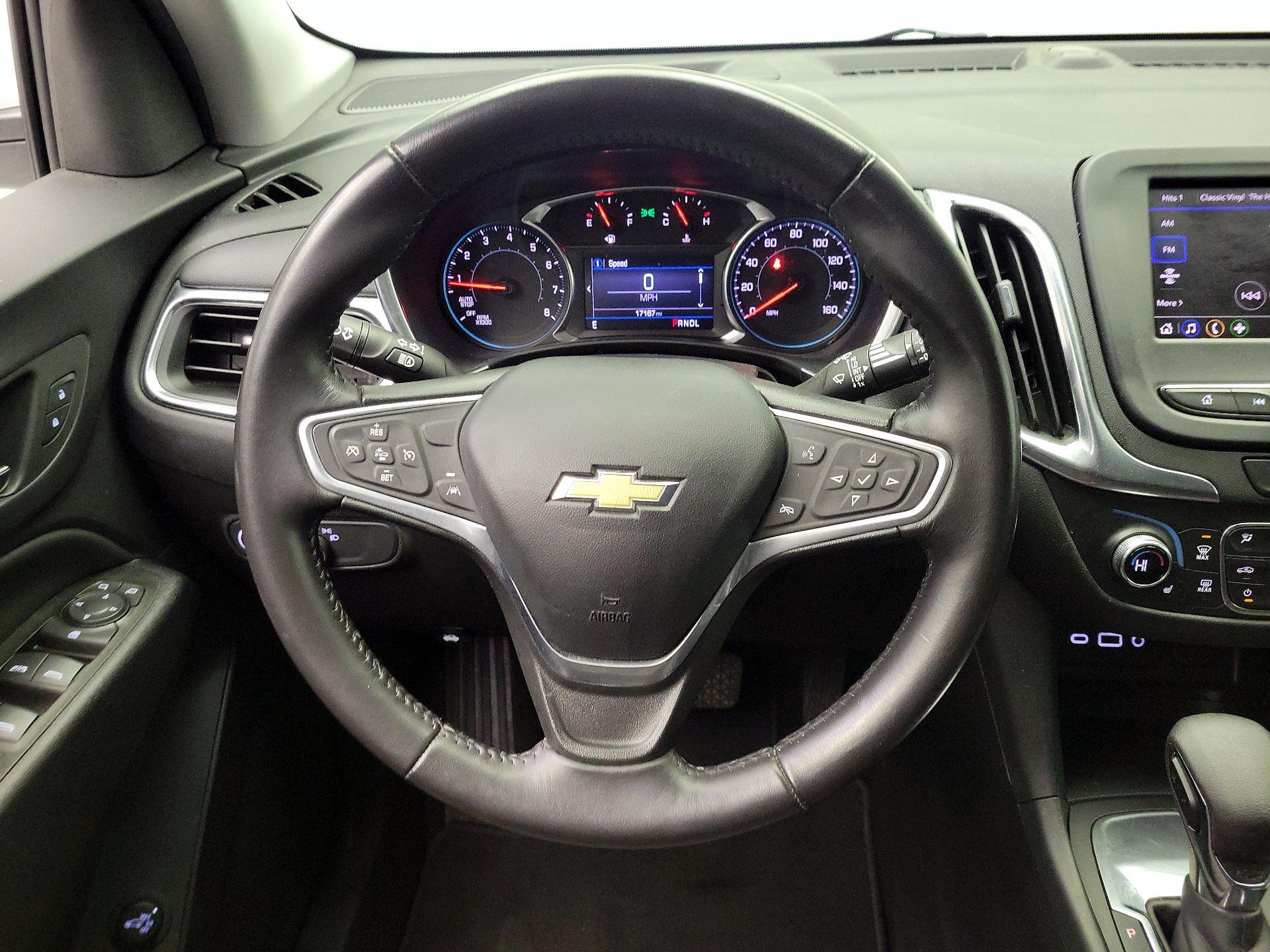 Thumbnail: 2022 Chevrolet Equinox - 10