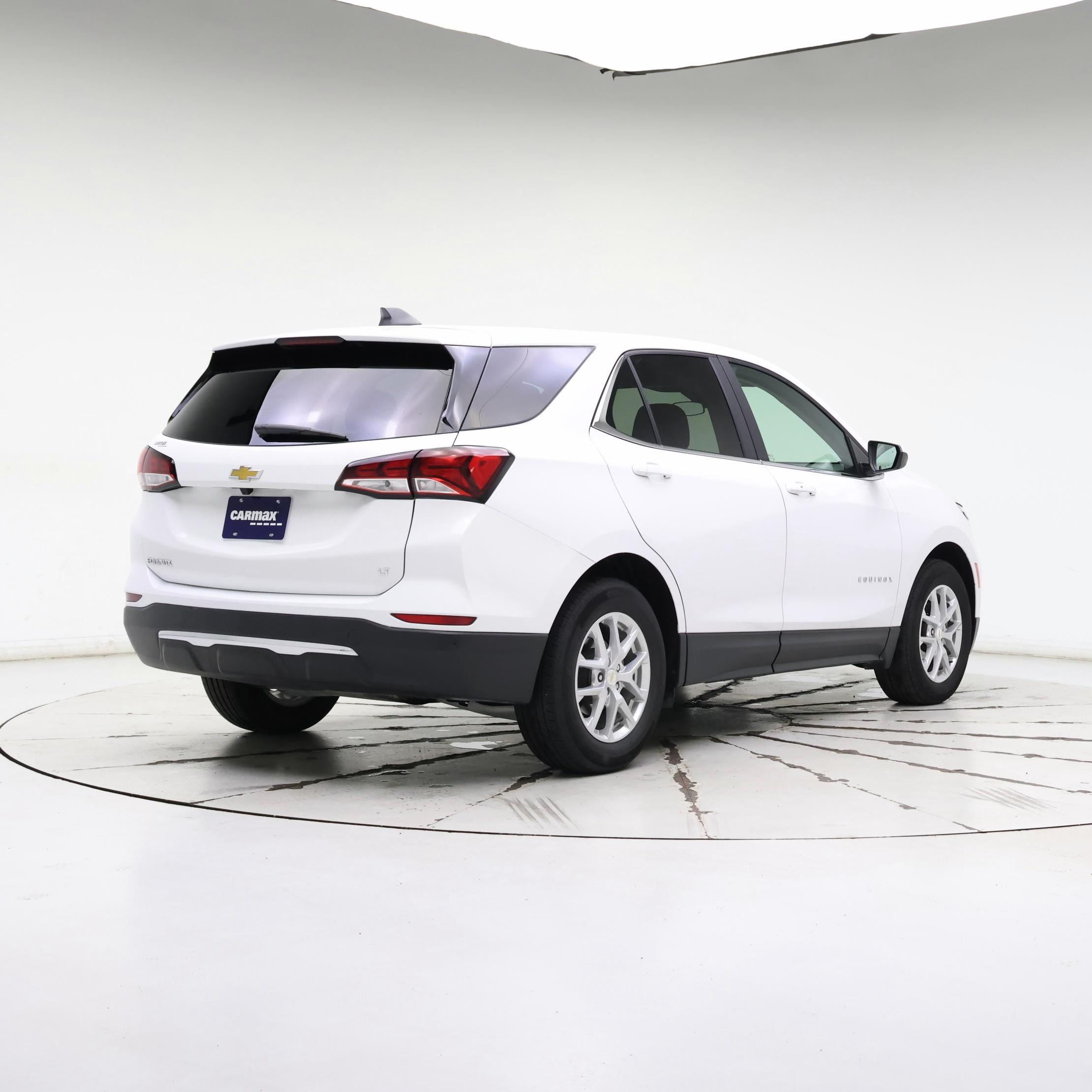 Thumbnail: 2022 Chevrolet Equinox - 8