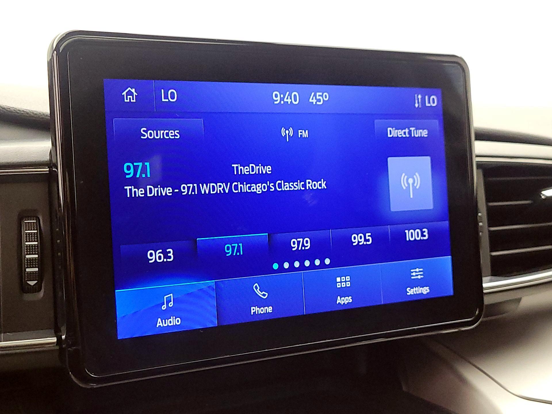 Thumbnail: 2022 Ford Explorer - 15