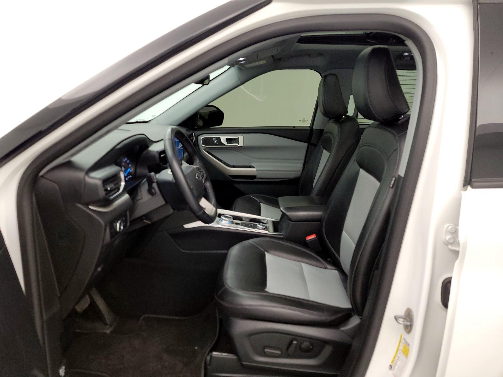 Thumbnail: 2023 Ford Explorer - 11