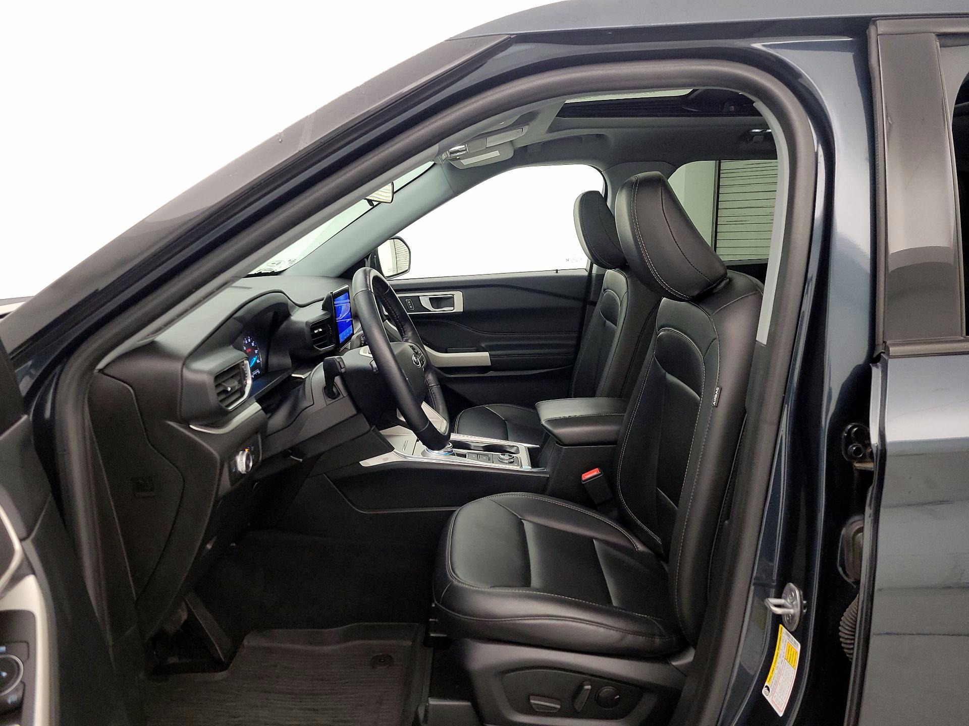 Thumbnail: 2022 Ford Explorer - 11