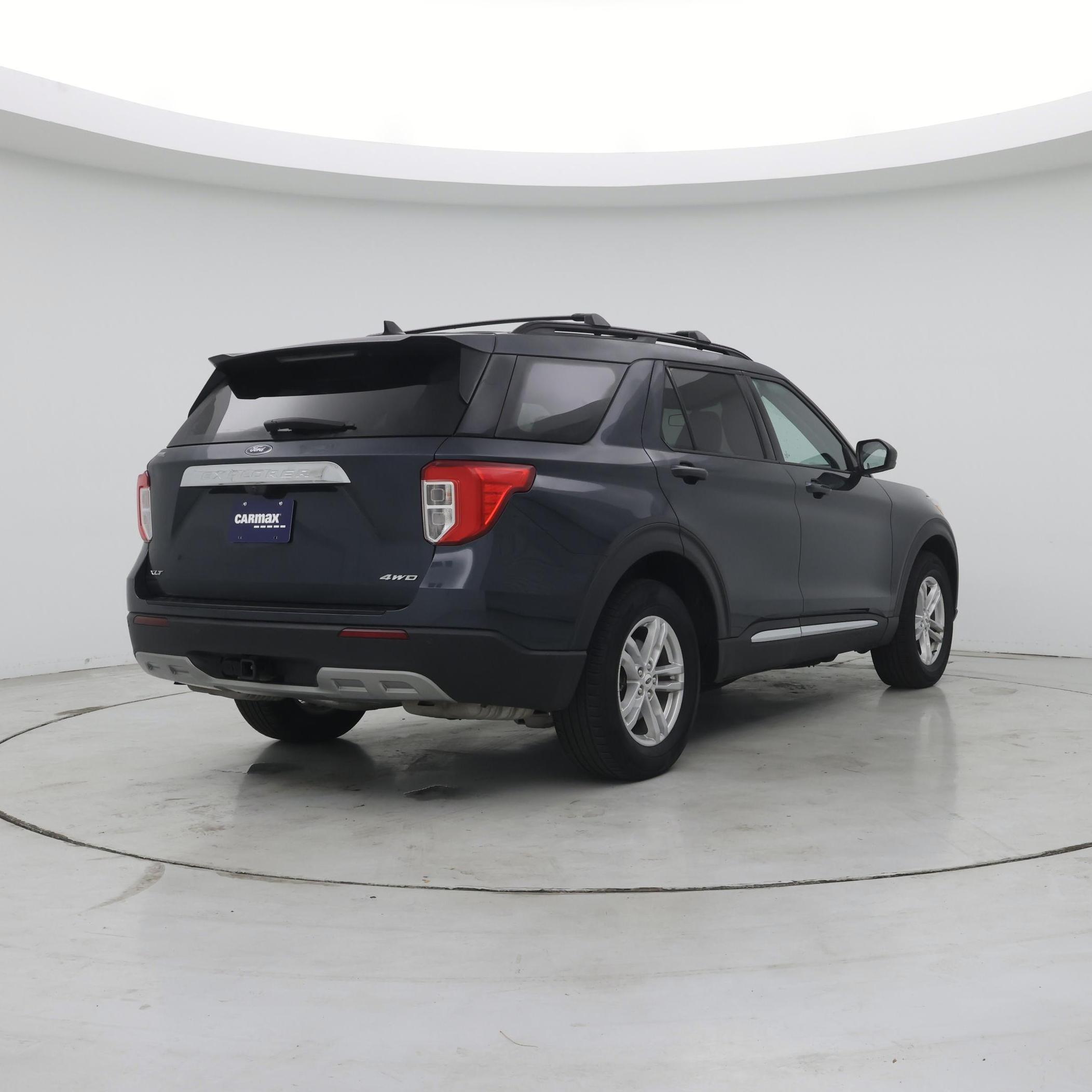 Thumbnail: 2022 Ford Explorer - 8