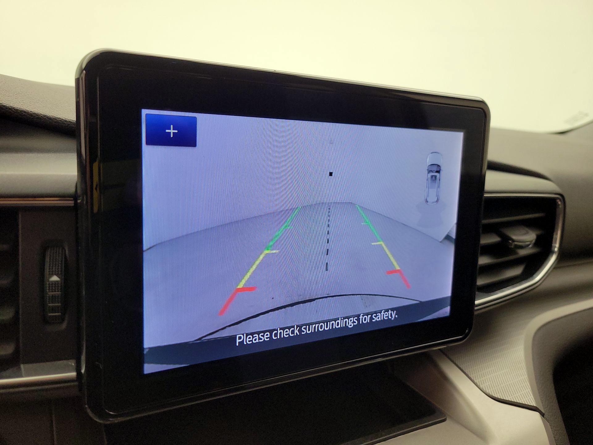 Thumbnail: 2022 Ford Explorer - 15