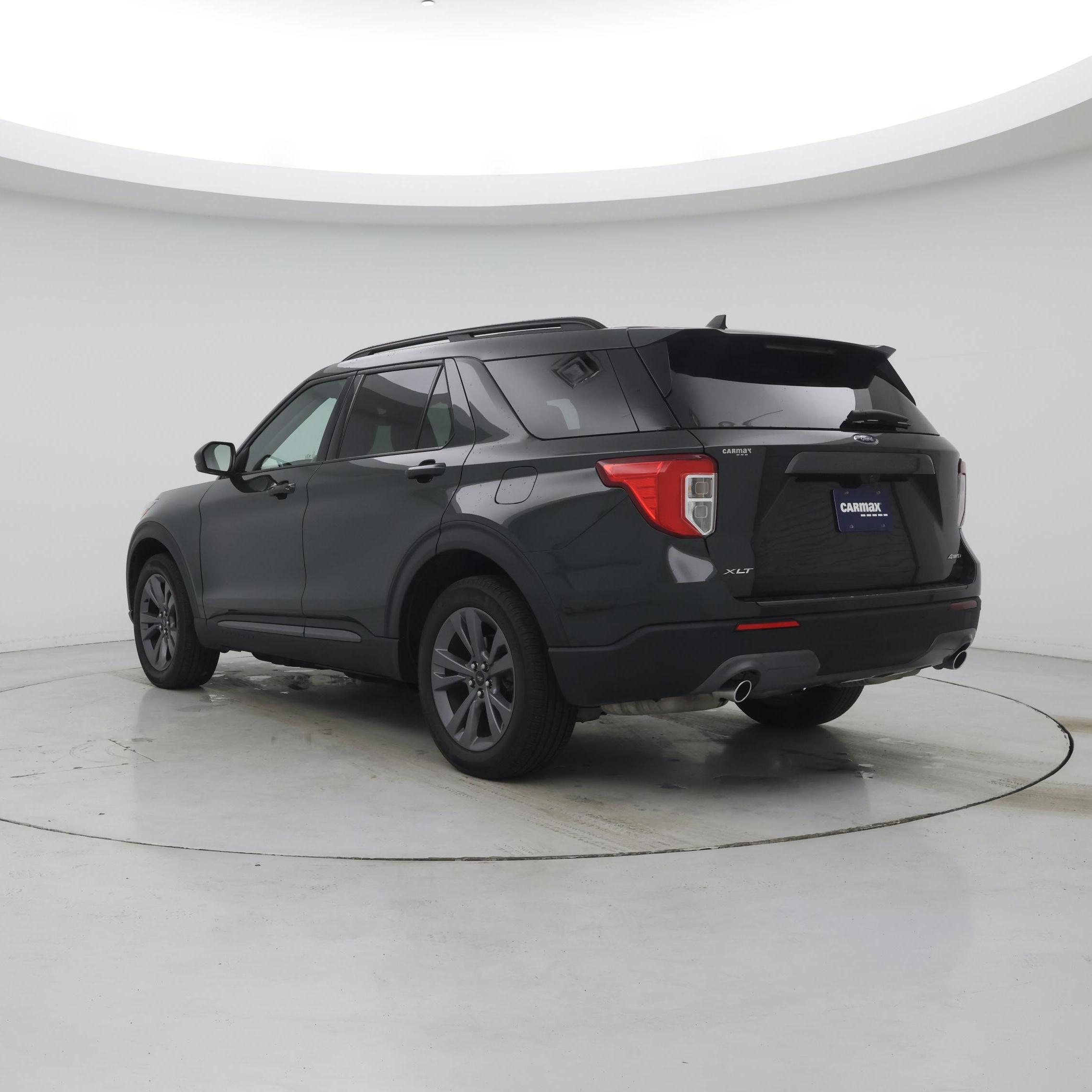 Thumbnail: 2022 Ford Explorer - 2