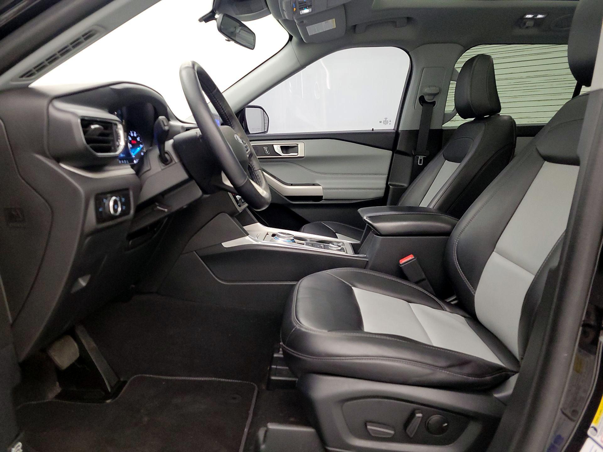 Thumbnail: 2023 Ford Explorer - 11