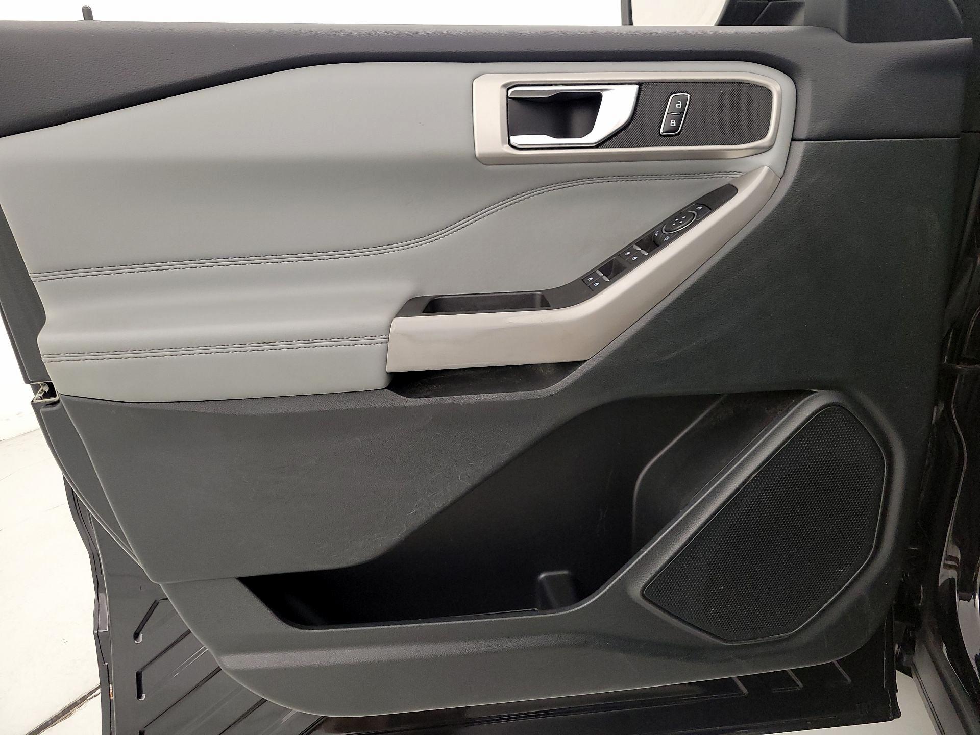 Thumbnail: 2023 Ford Explorer - 12