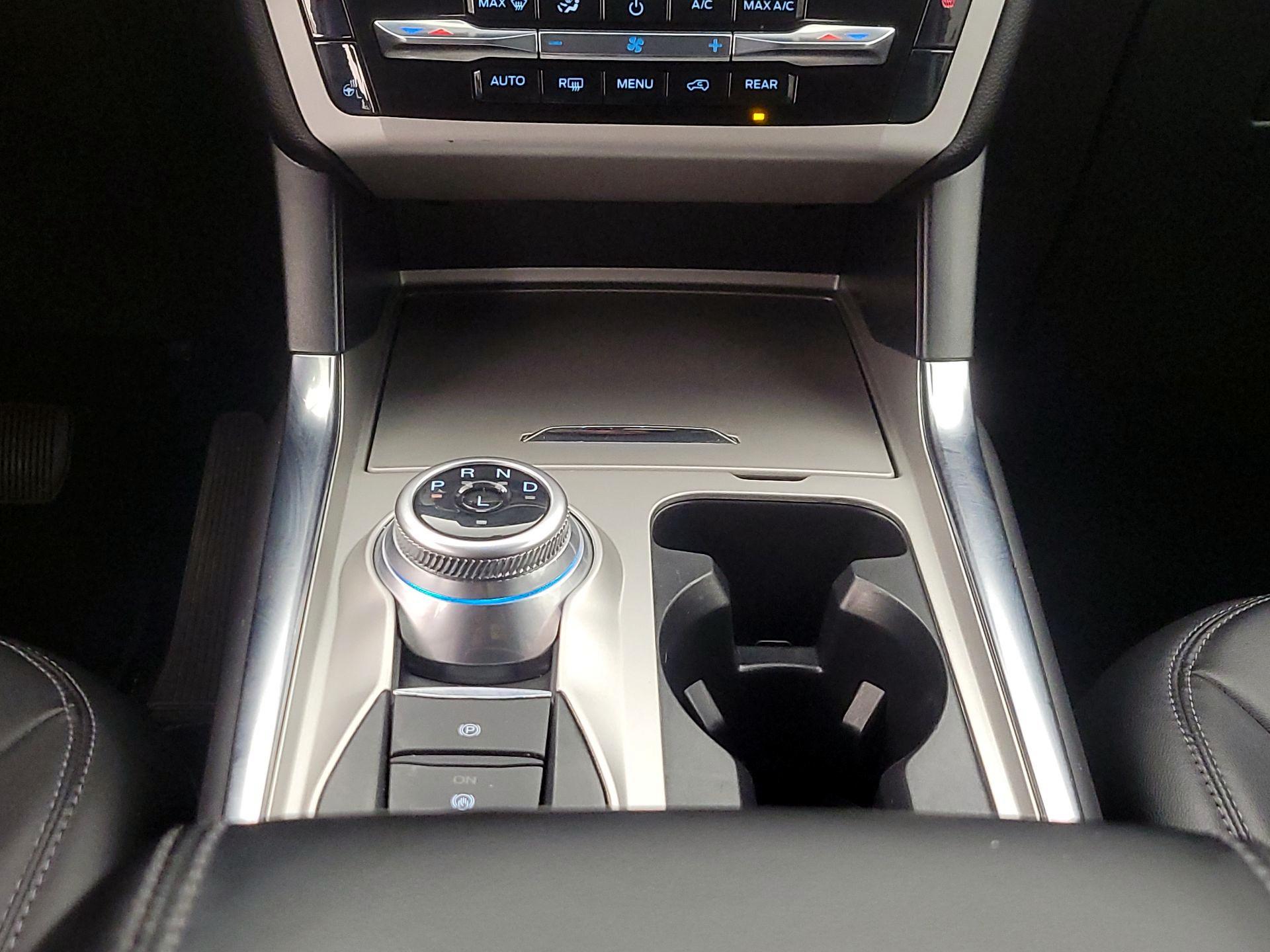 Thumbnail: 2023 Ford Explorer - 17