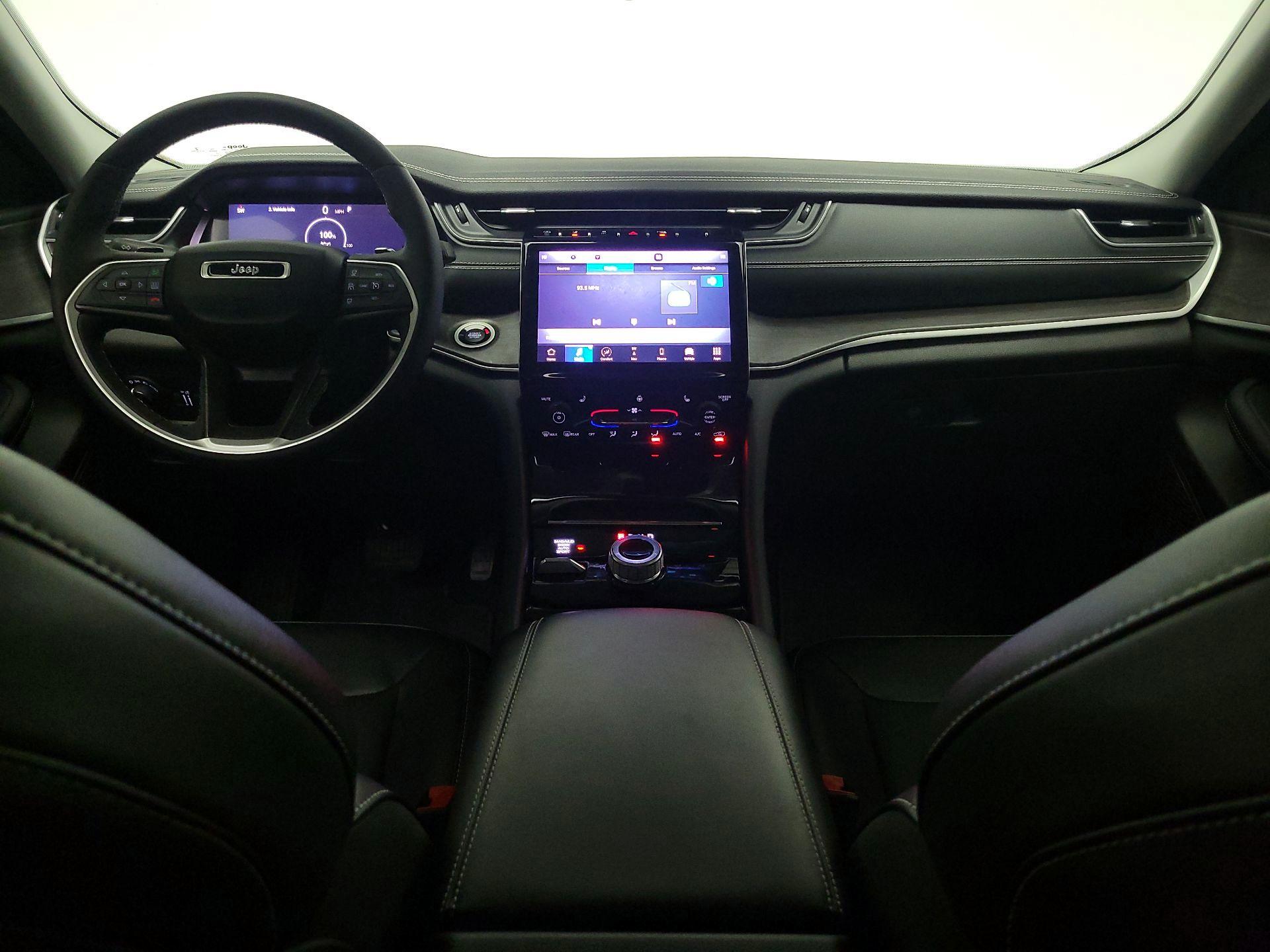 Thumbnail: 2023 Jeep Grand Cherokee - 9