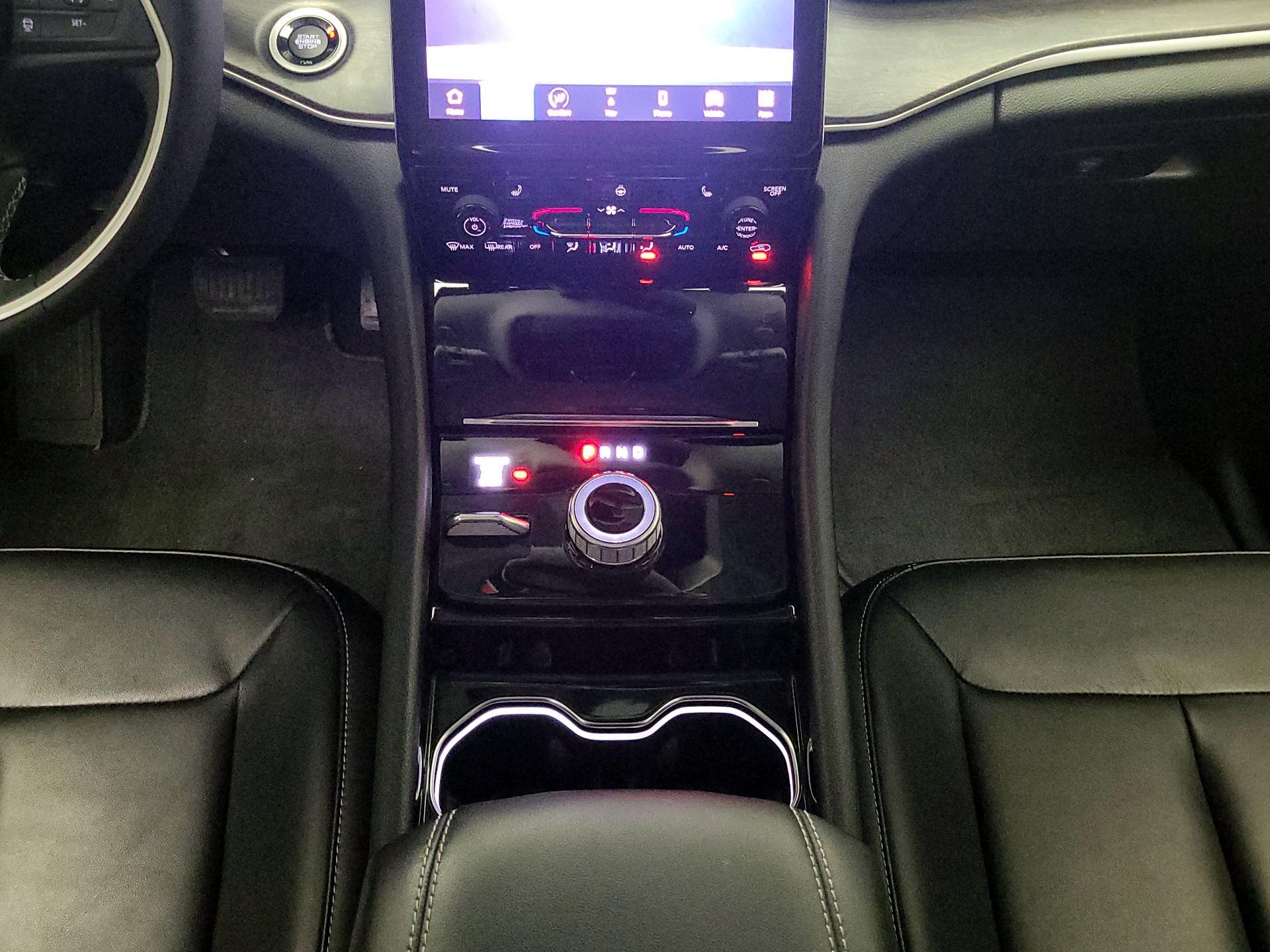 Thumbnail: 2023 Jeep Grand Cherokee - 18