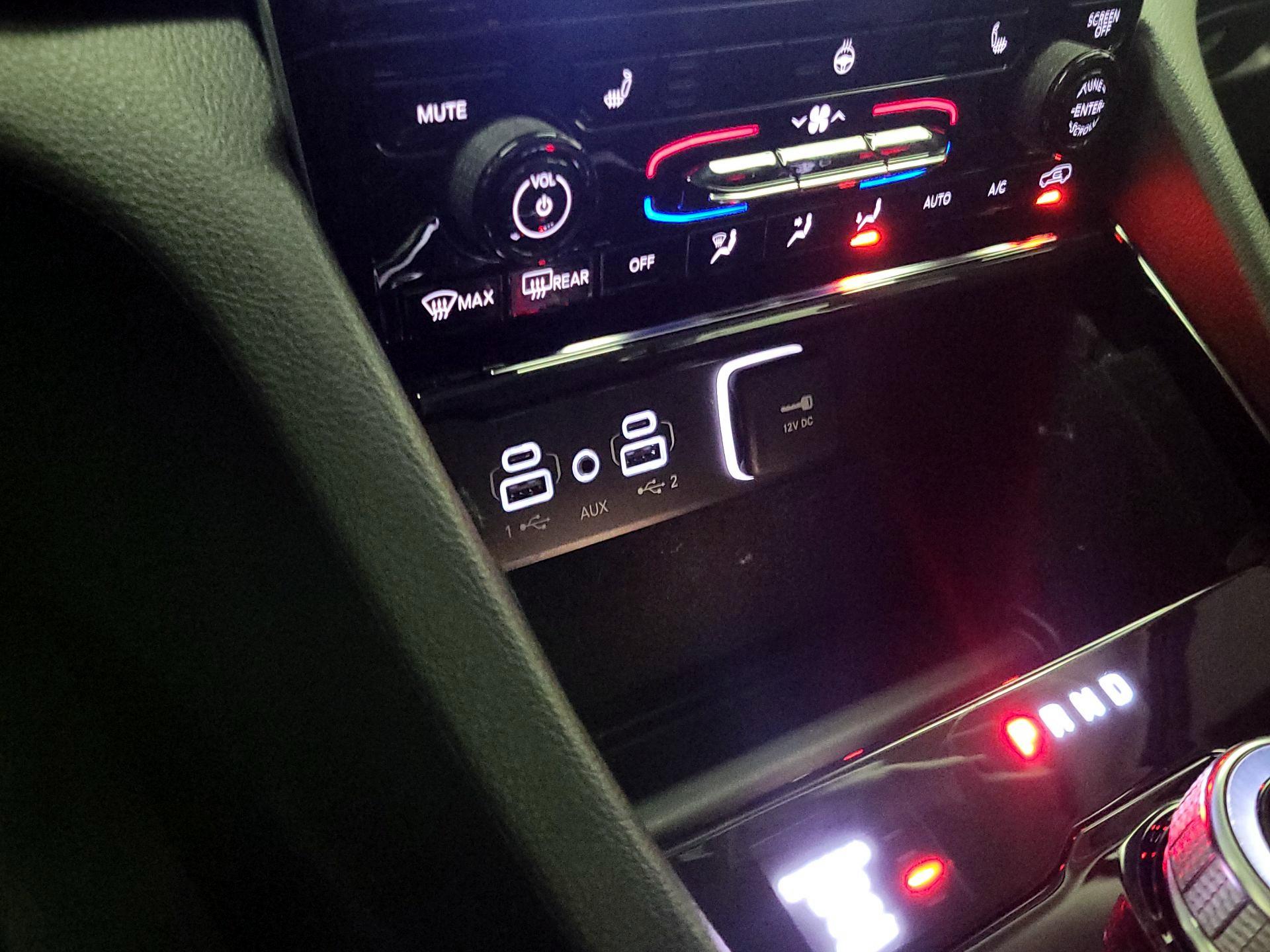 Thumbnail: 2023 Jeep Grand Cherokee - 19