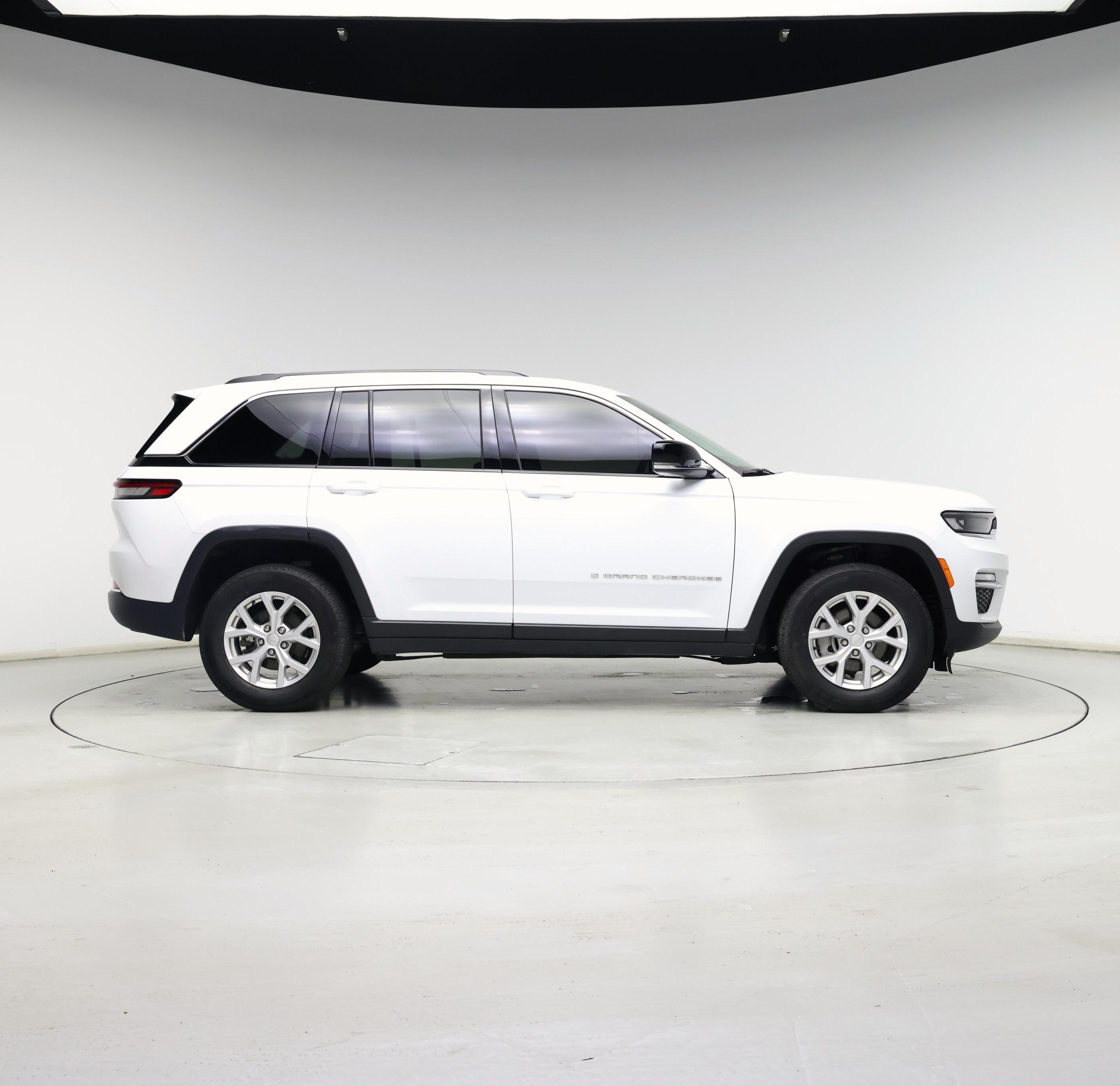 Thumbnail: 2023 Jeep Grand Cherokee - 7