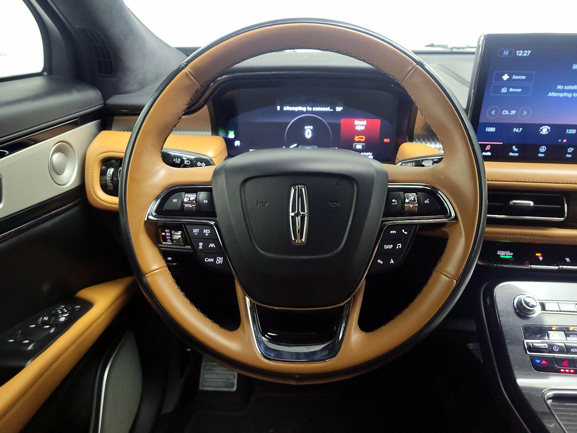 Thumbnail: 2022 Lincoln Nautilus - 10