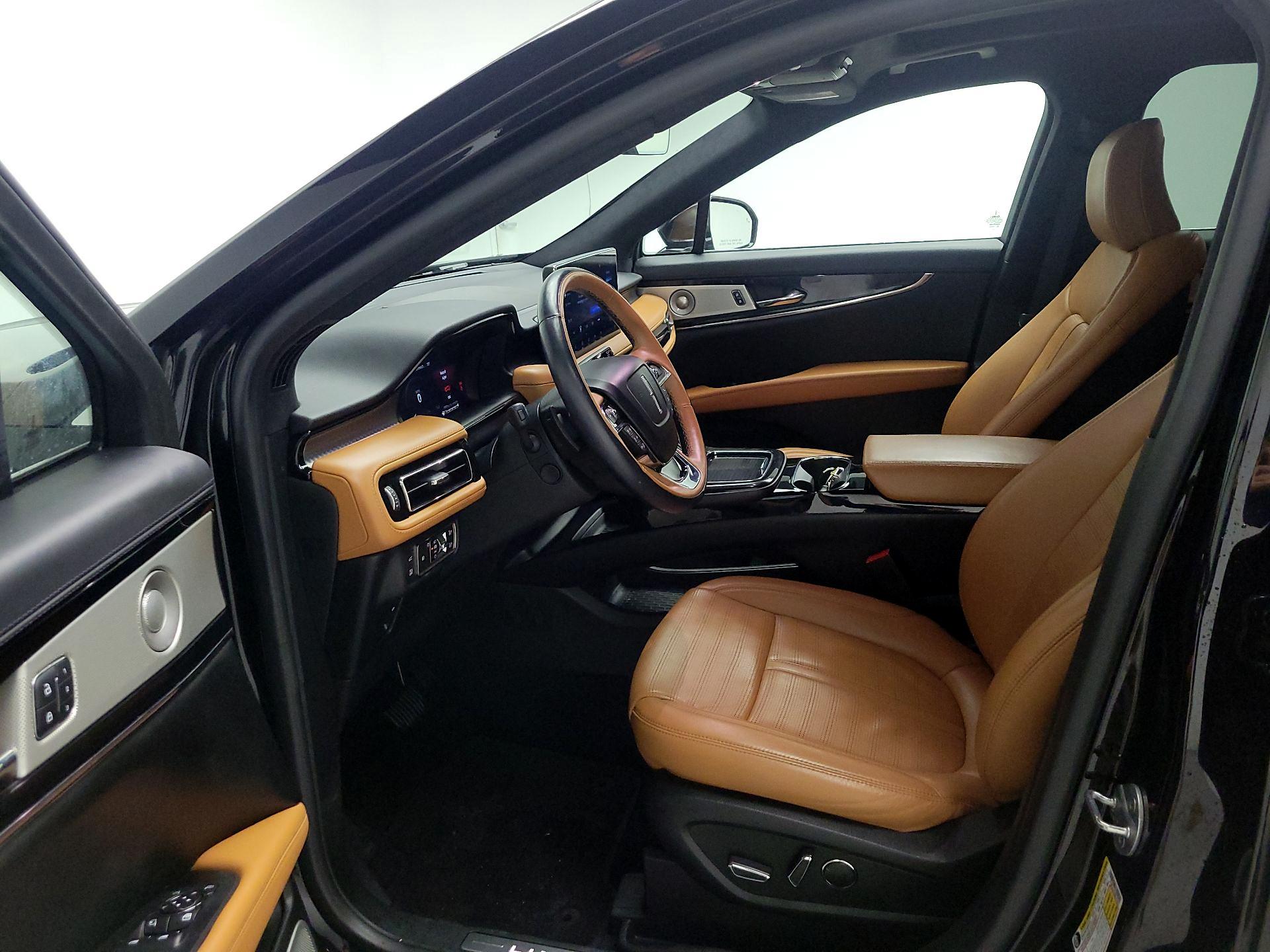 Thumbnail: 2022 Lincoln Nautilus - 11