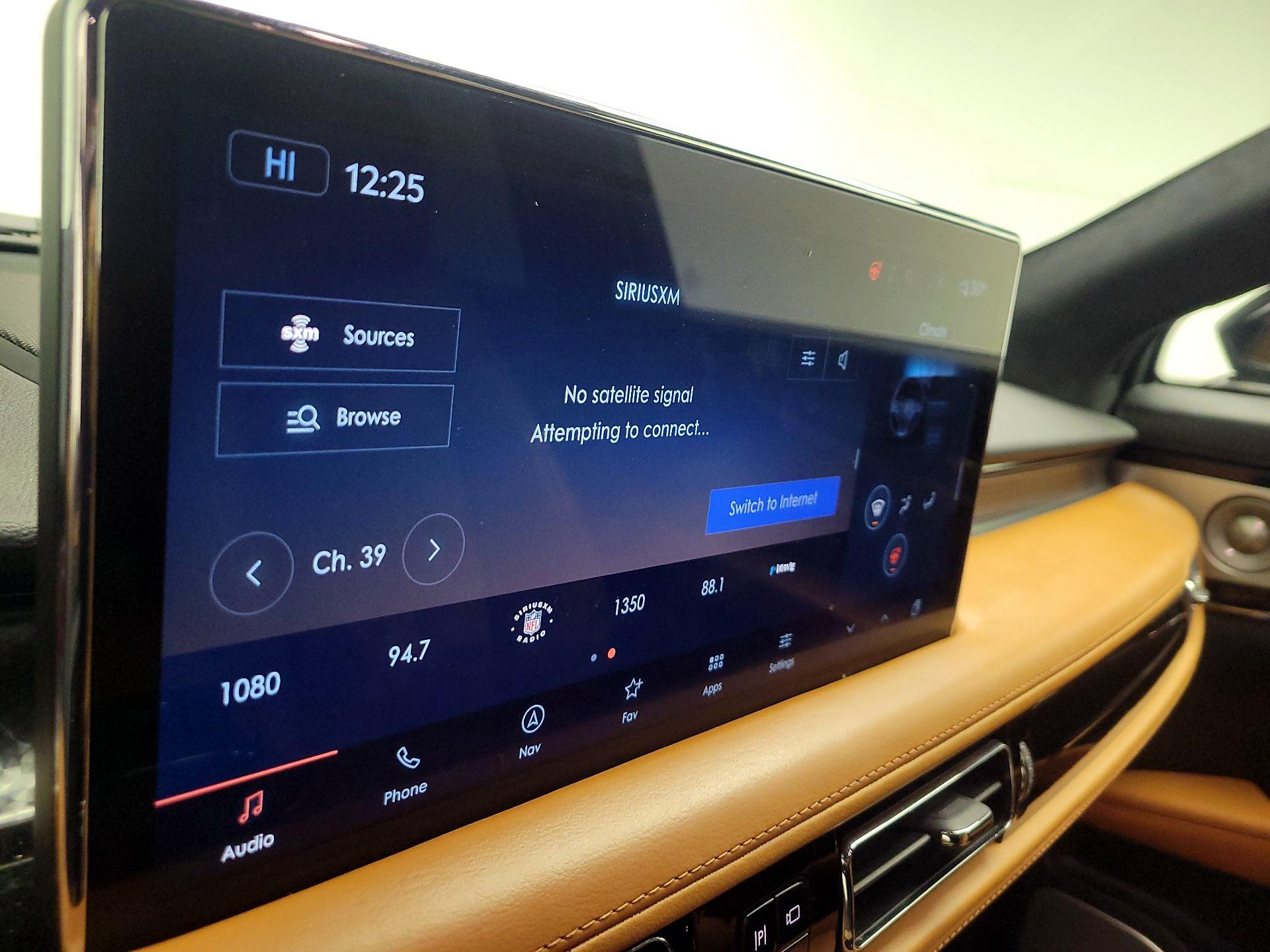 Thumbnail: 2022 Lincoln Nautilus - 14