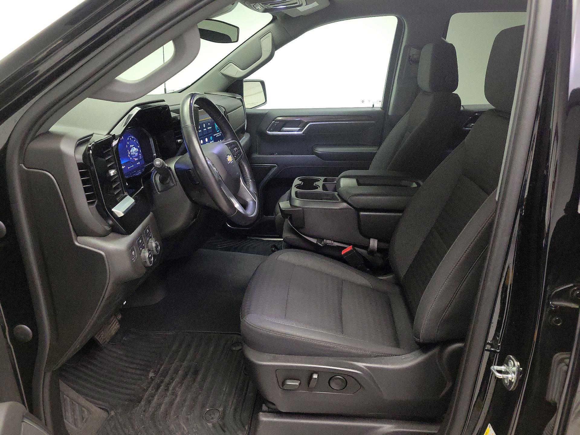 Thumbnail: 2022 Chevrolet Silverado 1500 - 11