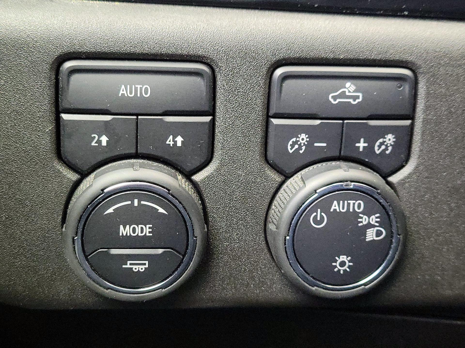 Thumbnail: 2022 Chevrolet Silverado 1500 - 13