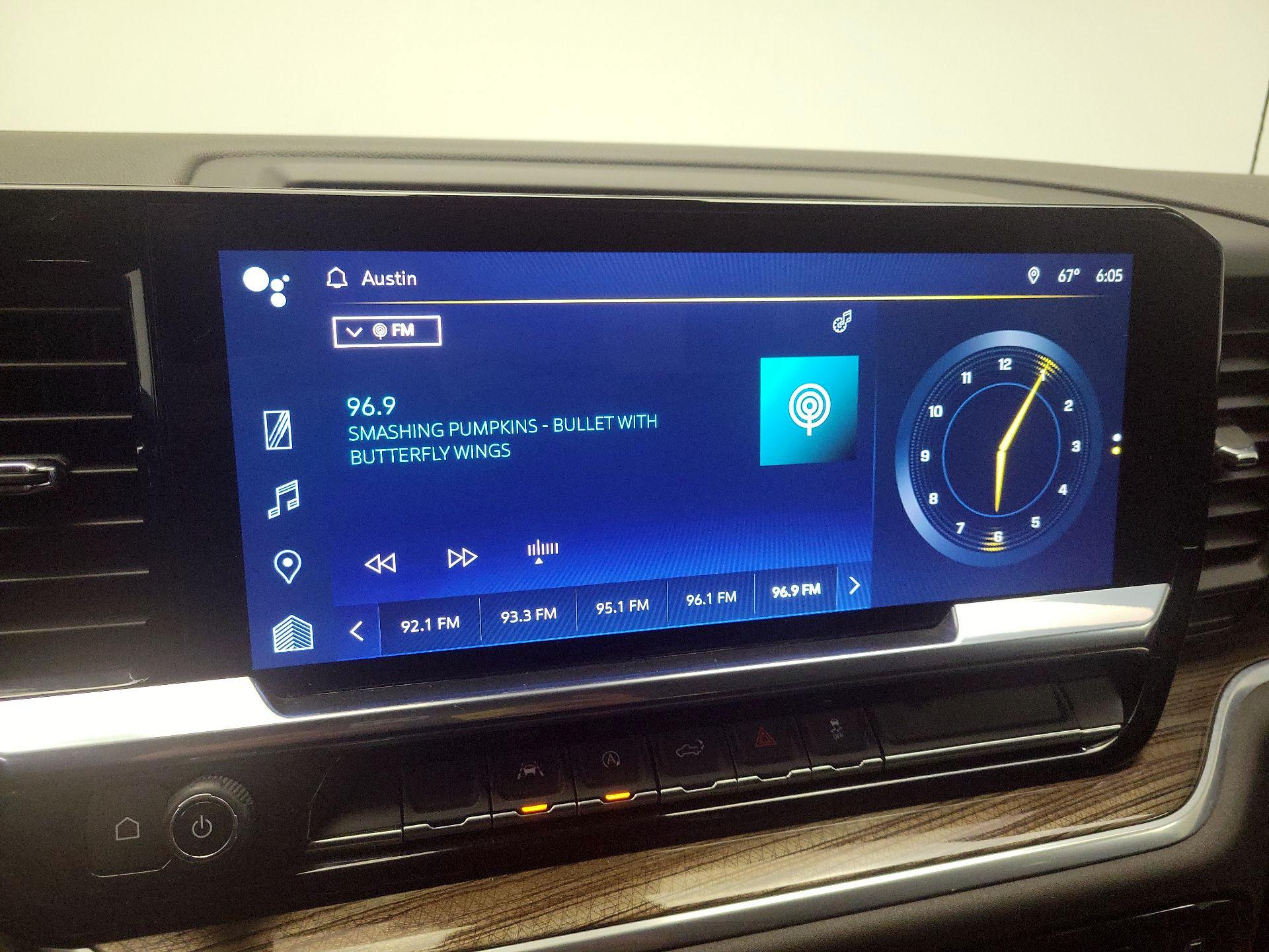 Thumbnail: 2022 Chevrolet Silverado 1500 - 15