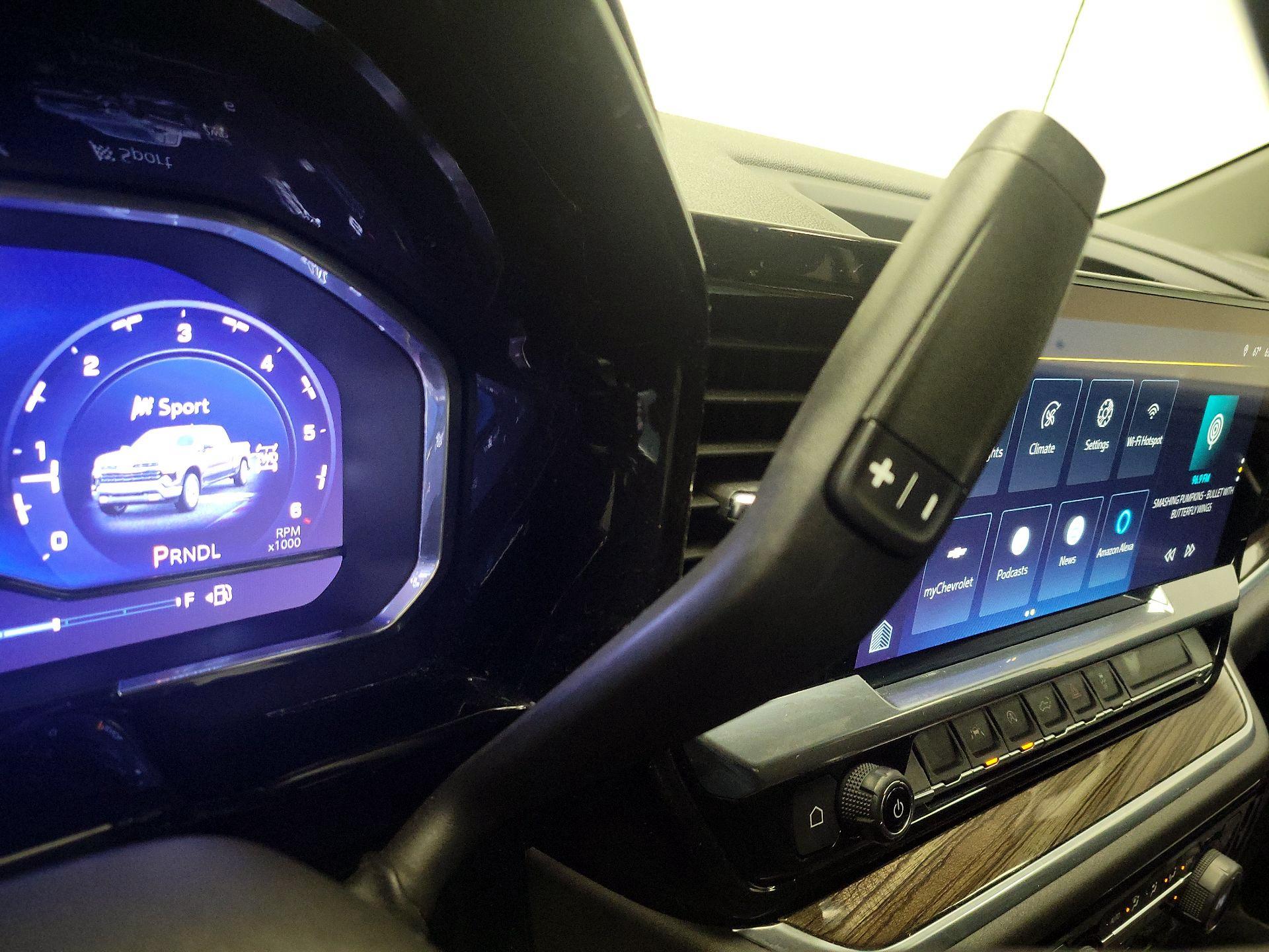 Thumbnail: 2022 Chevrolet Silverado 1500 - 17