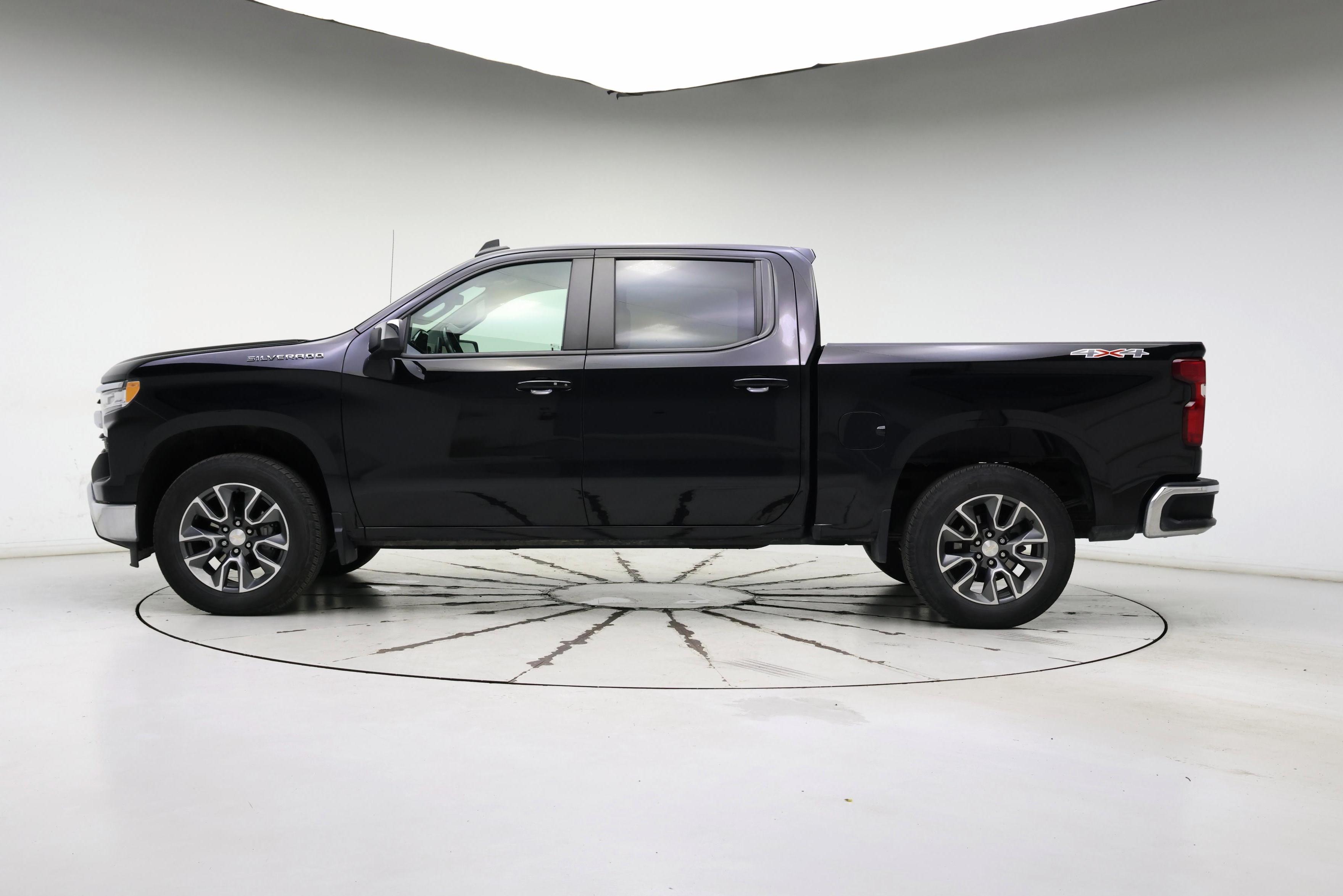 Thumbnail: 2022 Chevrolet Silverado 1500 - 3
