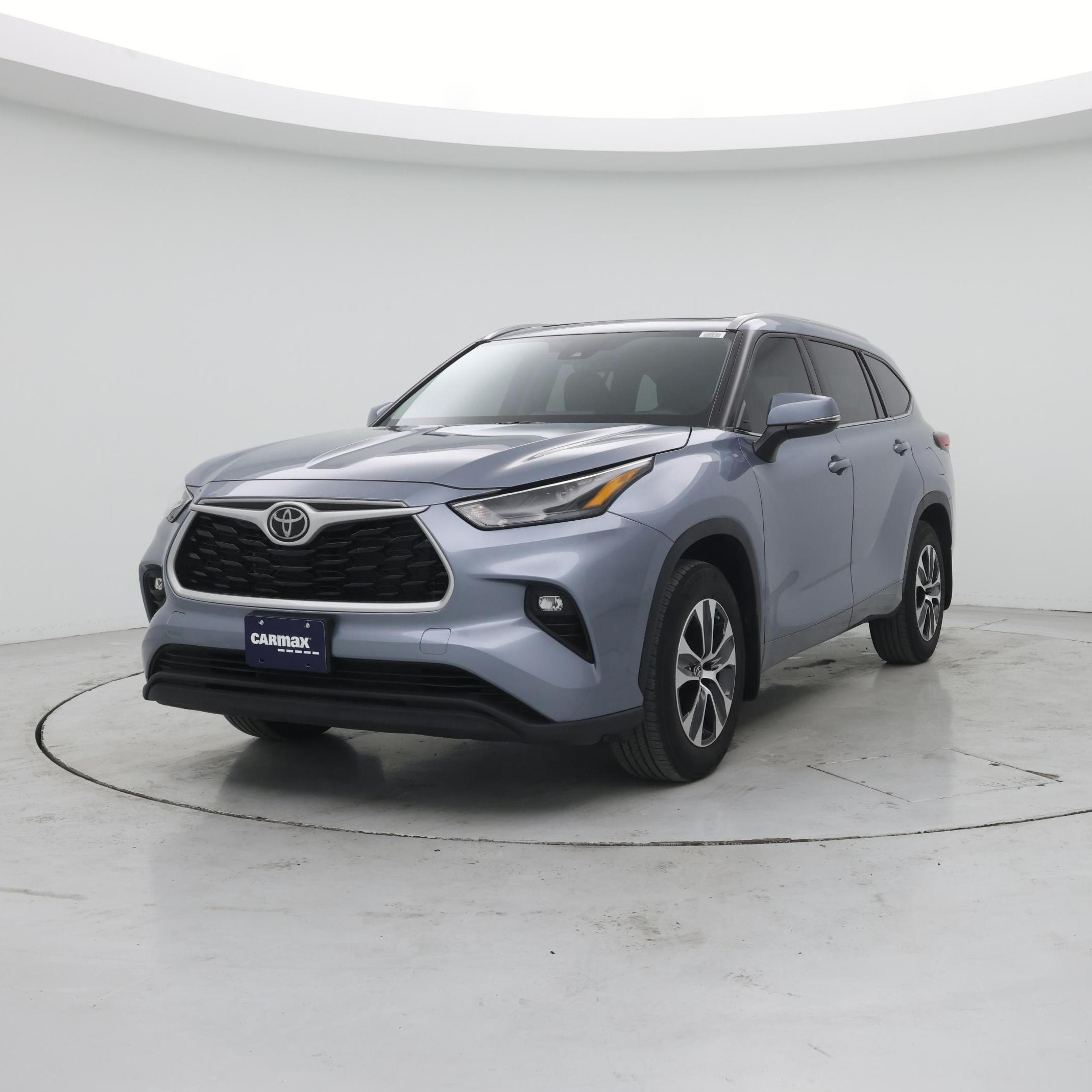 Thumbnail: 2022 Toyota Highlander - 4
