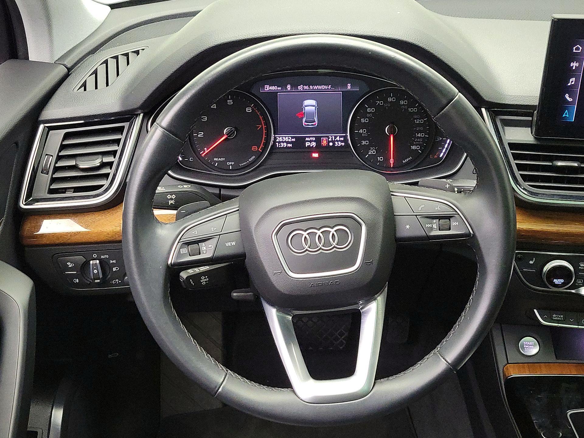 Thumbnail: 2022 Audi Q5 - 10