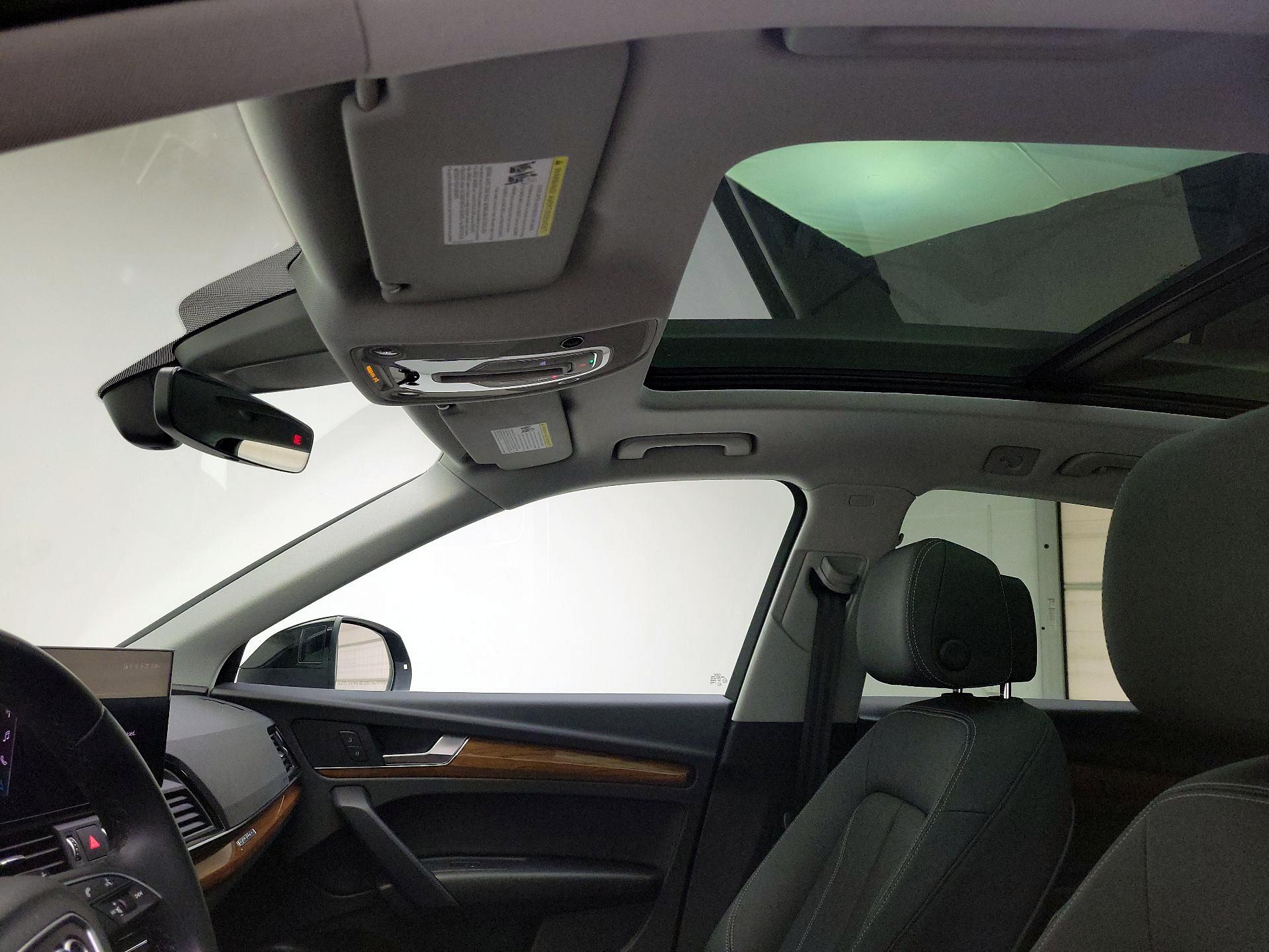 Thumbnail: 2022 Audi Q5 - 20