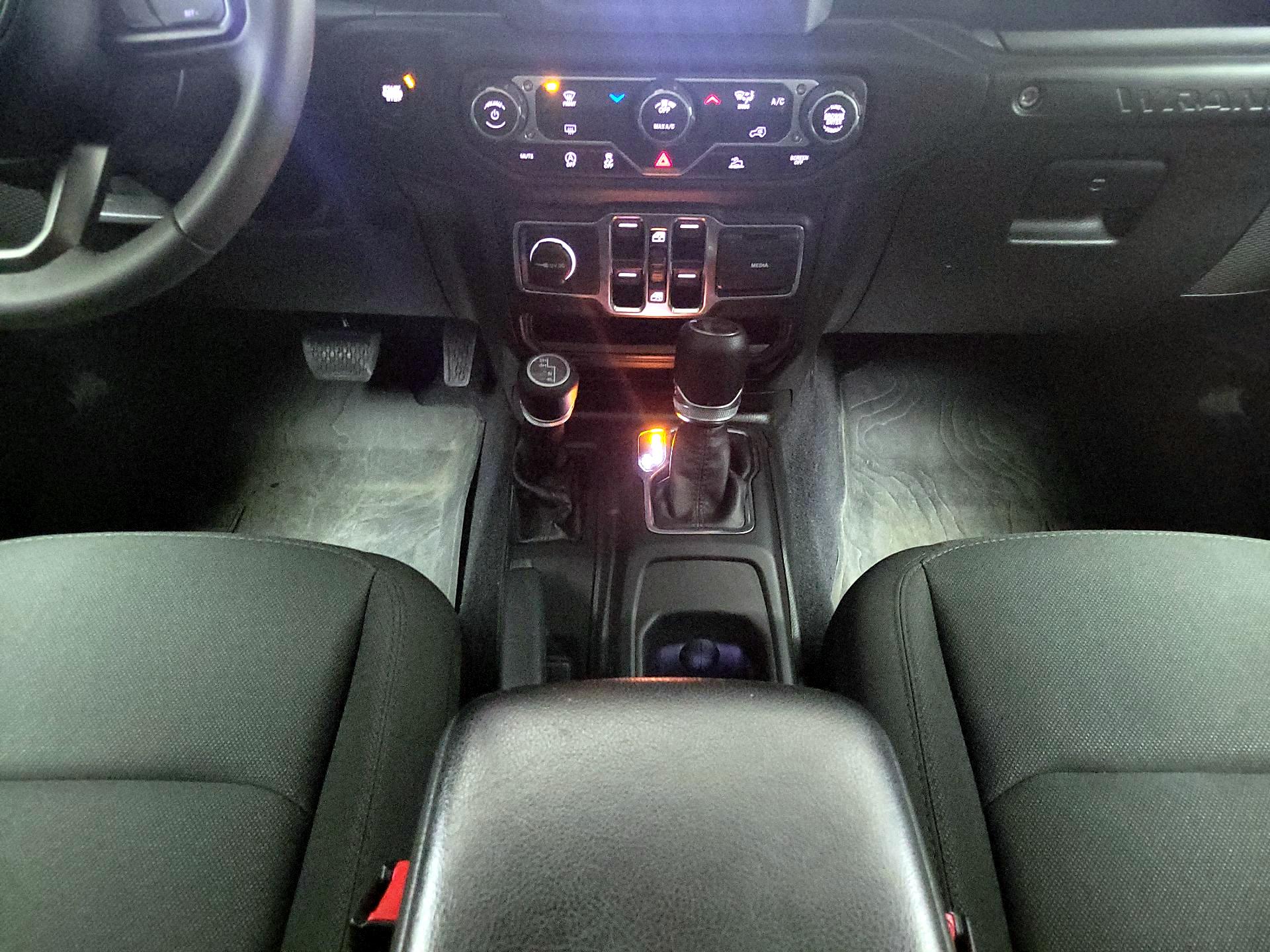 Thumbnail: 2023 Jeep Wrangler - 17