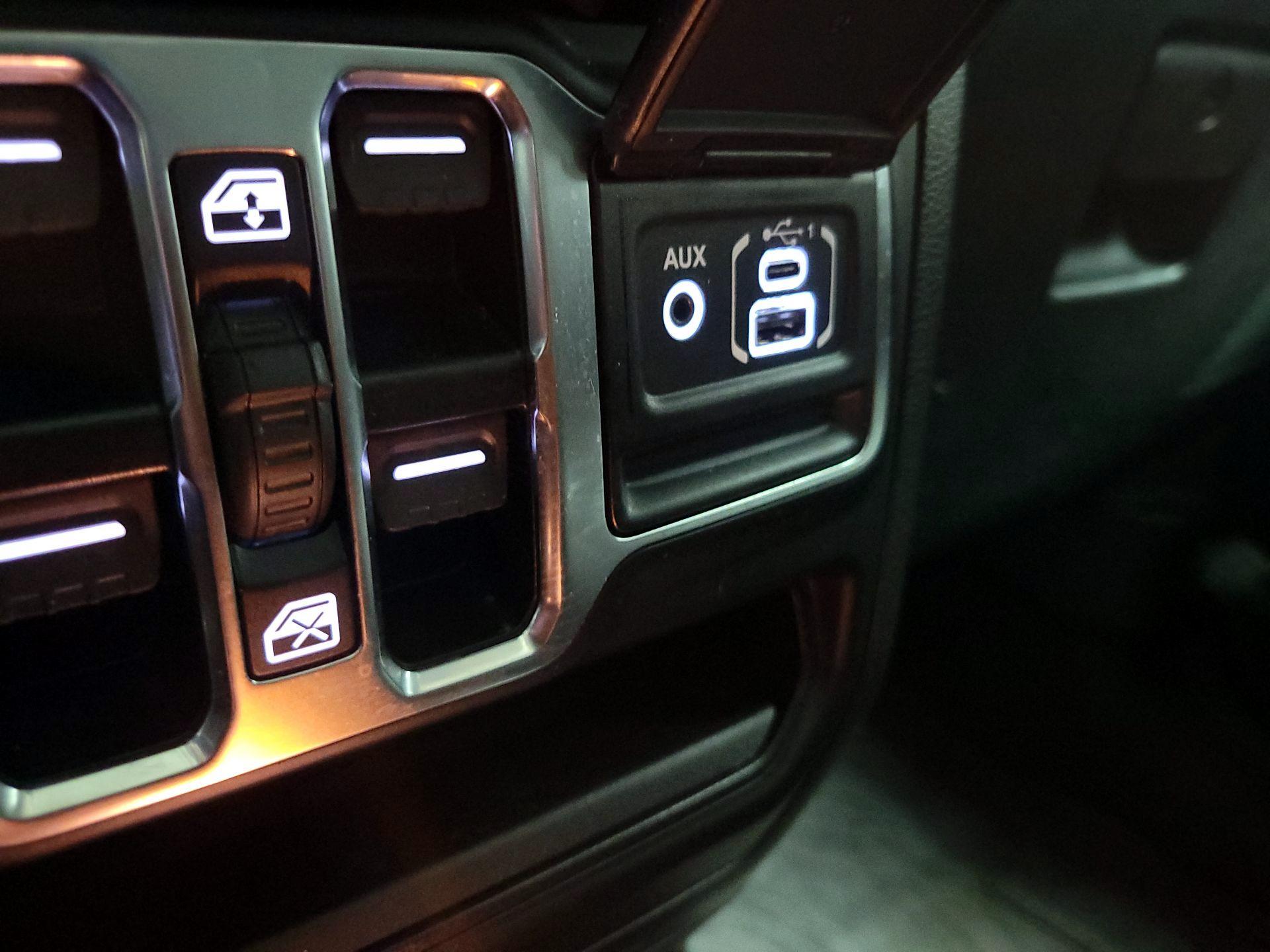 Thumbnail: 2023 Jeep Wrangler - 18