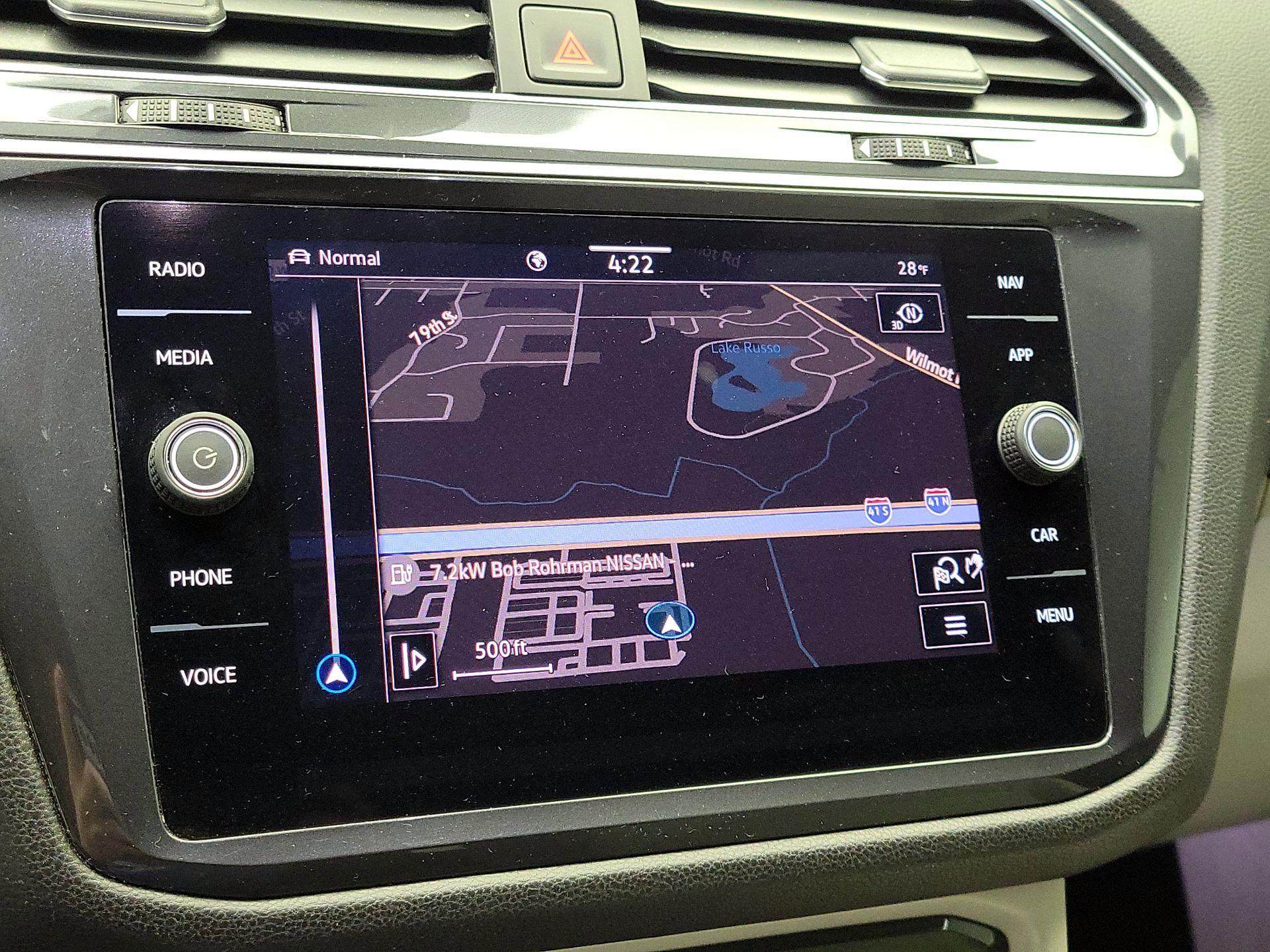 Thumbnail: 2022 Volkswagen Tiguan - 14