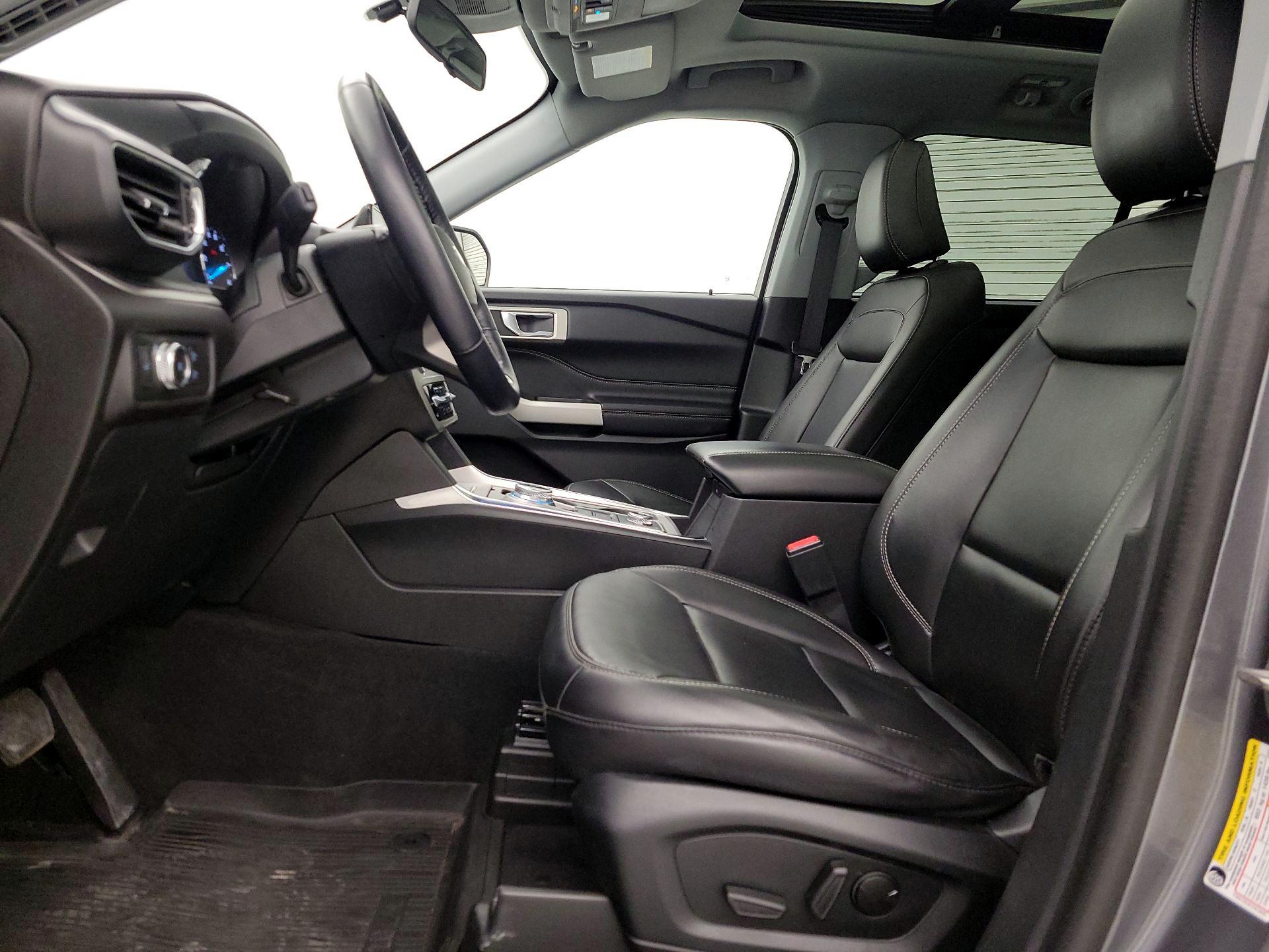 Thumbnail: 2022 Ford Explorer - 11