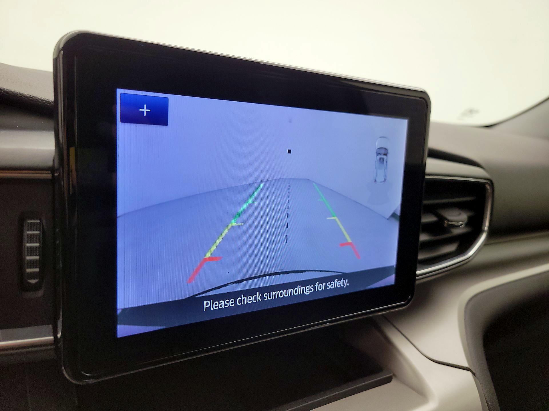 Thumbnail: 2022 Ford Explorer - 15