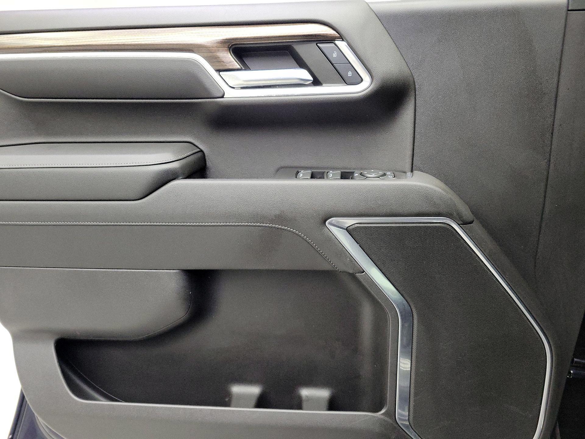 Thumbnail: 2022 Chevrolet Silverado 1500 - 12