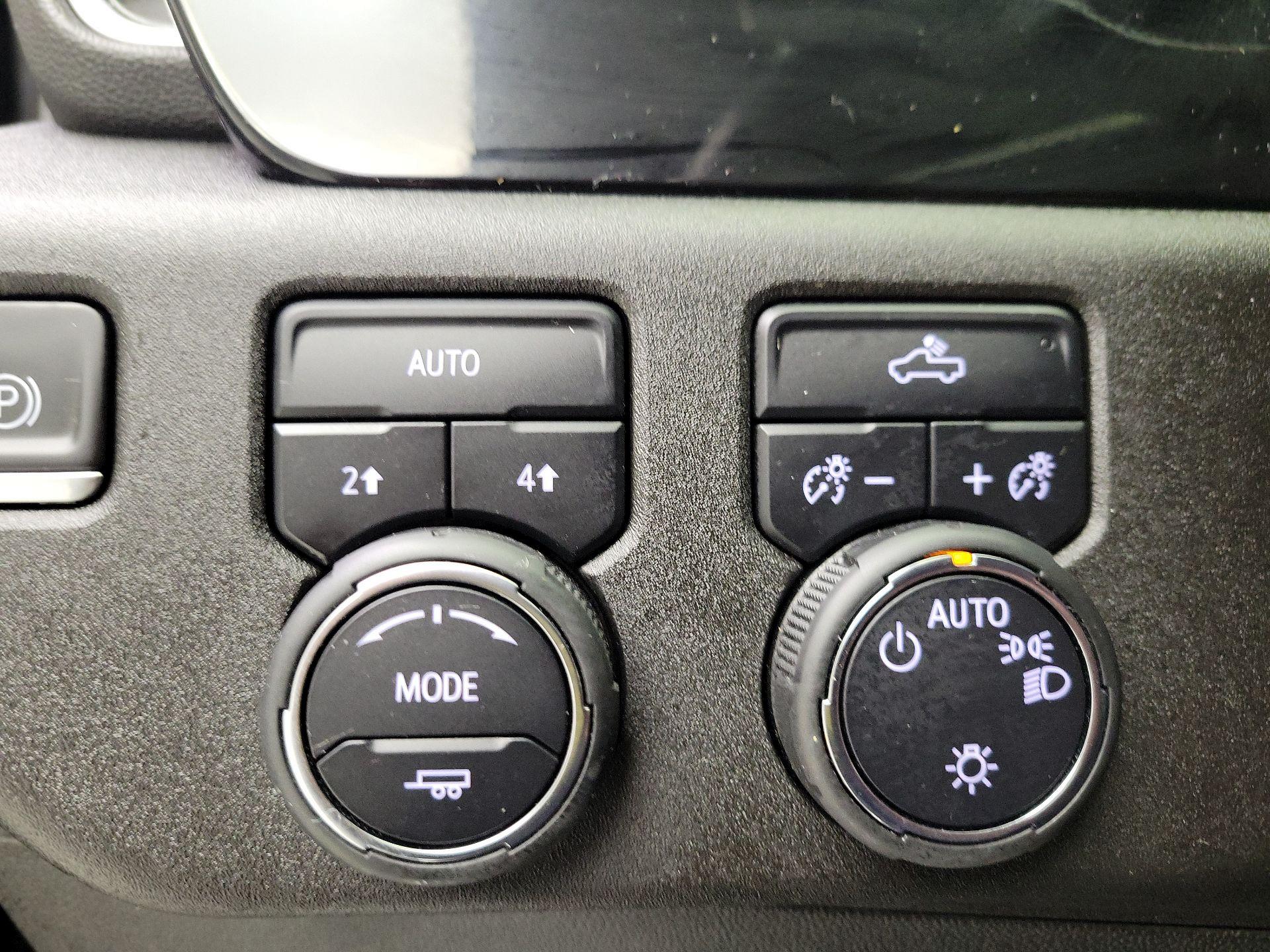 Thumbnail: 2022 Chevrolet Silverado 1500 - 13