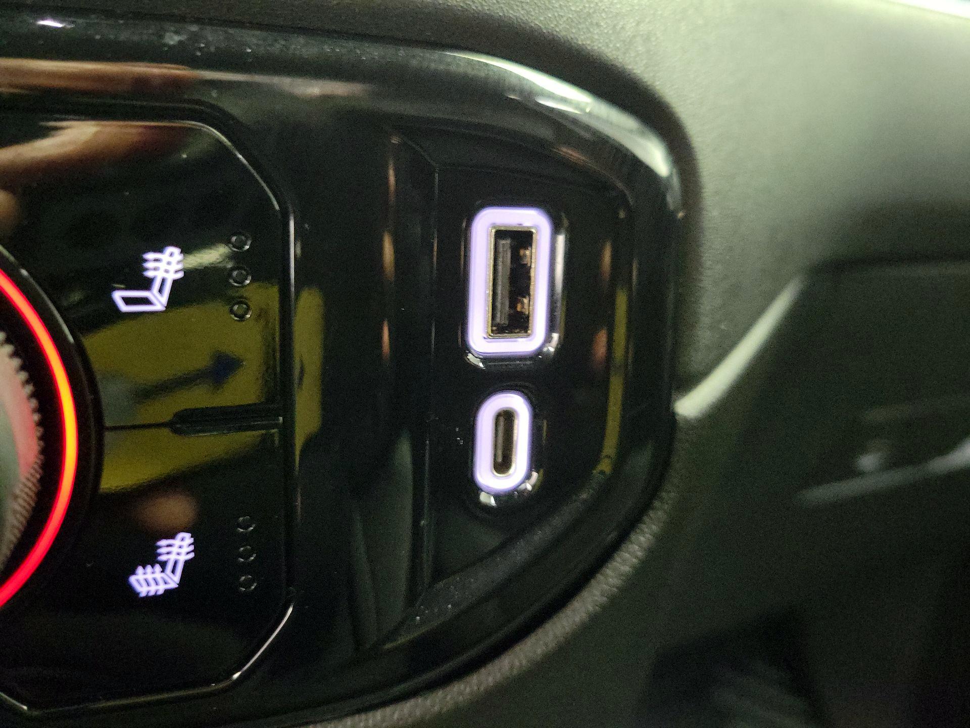 Thumbnail: 2022 Chevrolet Silverado 1500 - 19